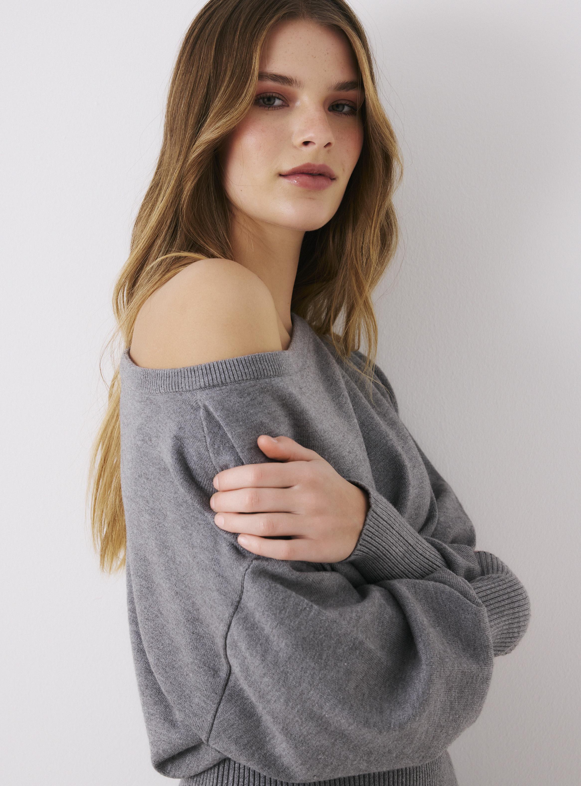 Sweater Hombro Descubierto con Puño Acanalado-2