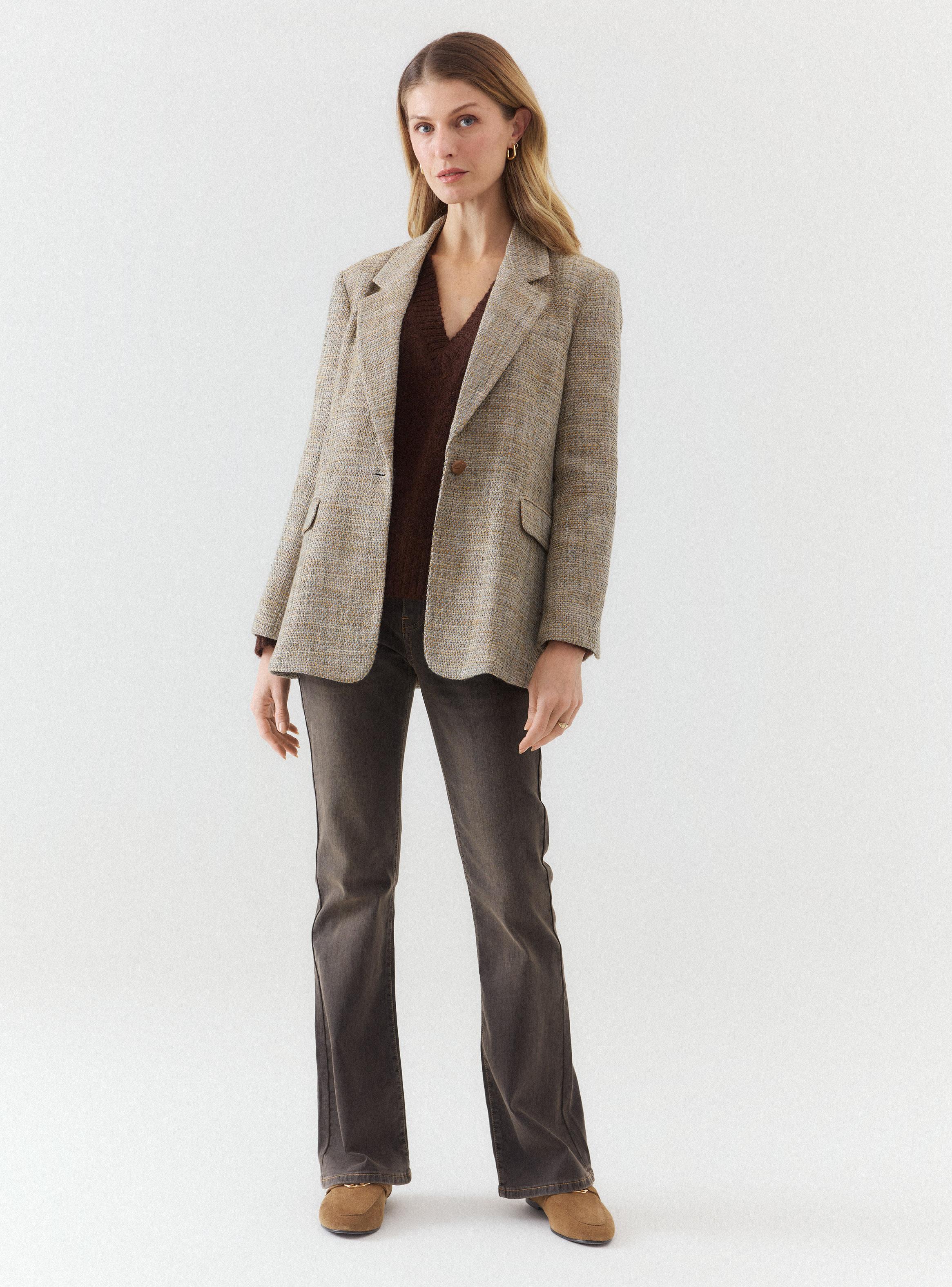 Blazer Tweed con Coderas y Botones Metálicos-4