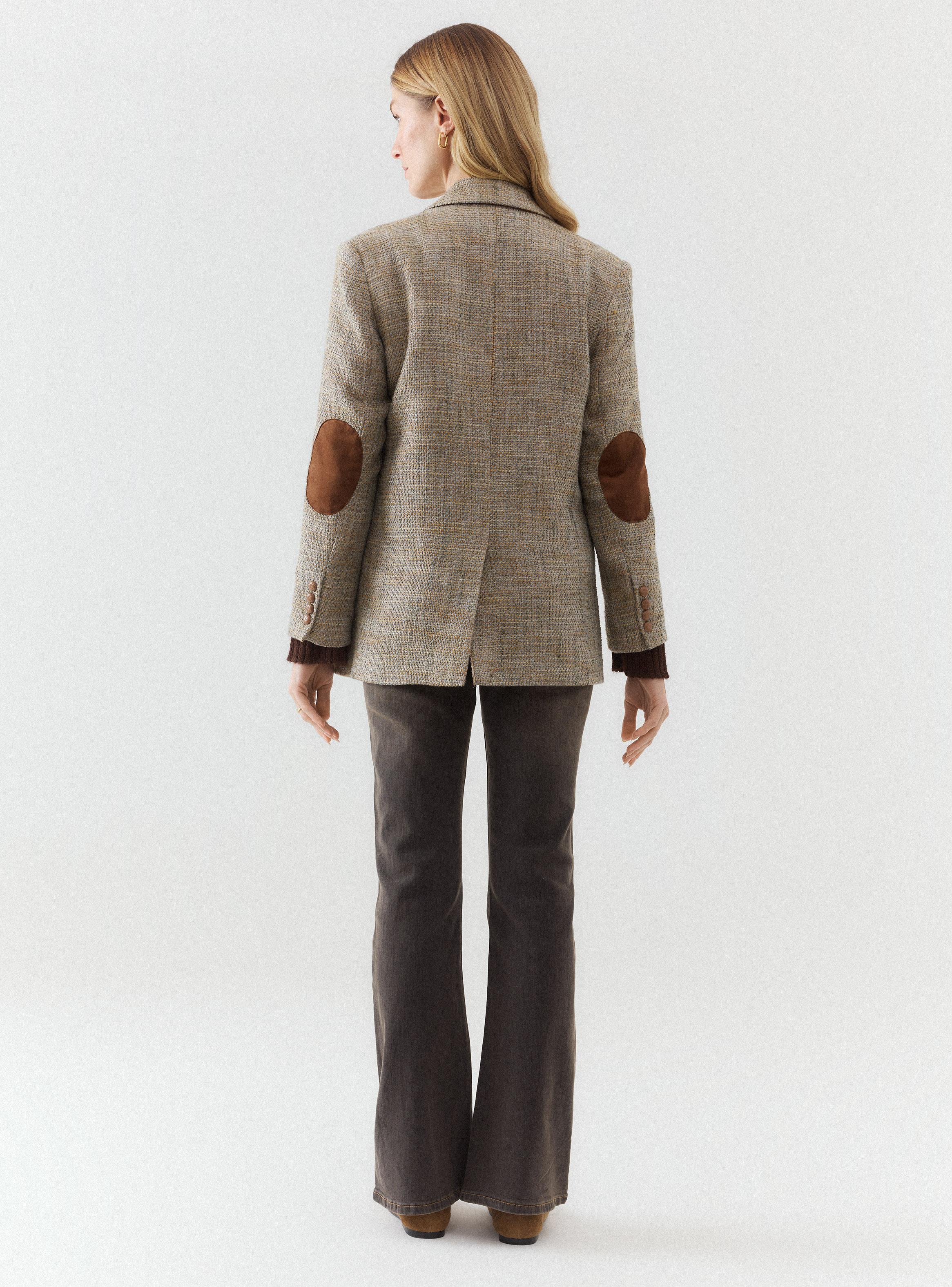 Blazer Tweed con Coderas y Botones Metálicos-5