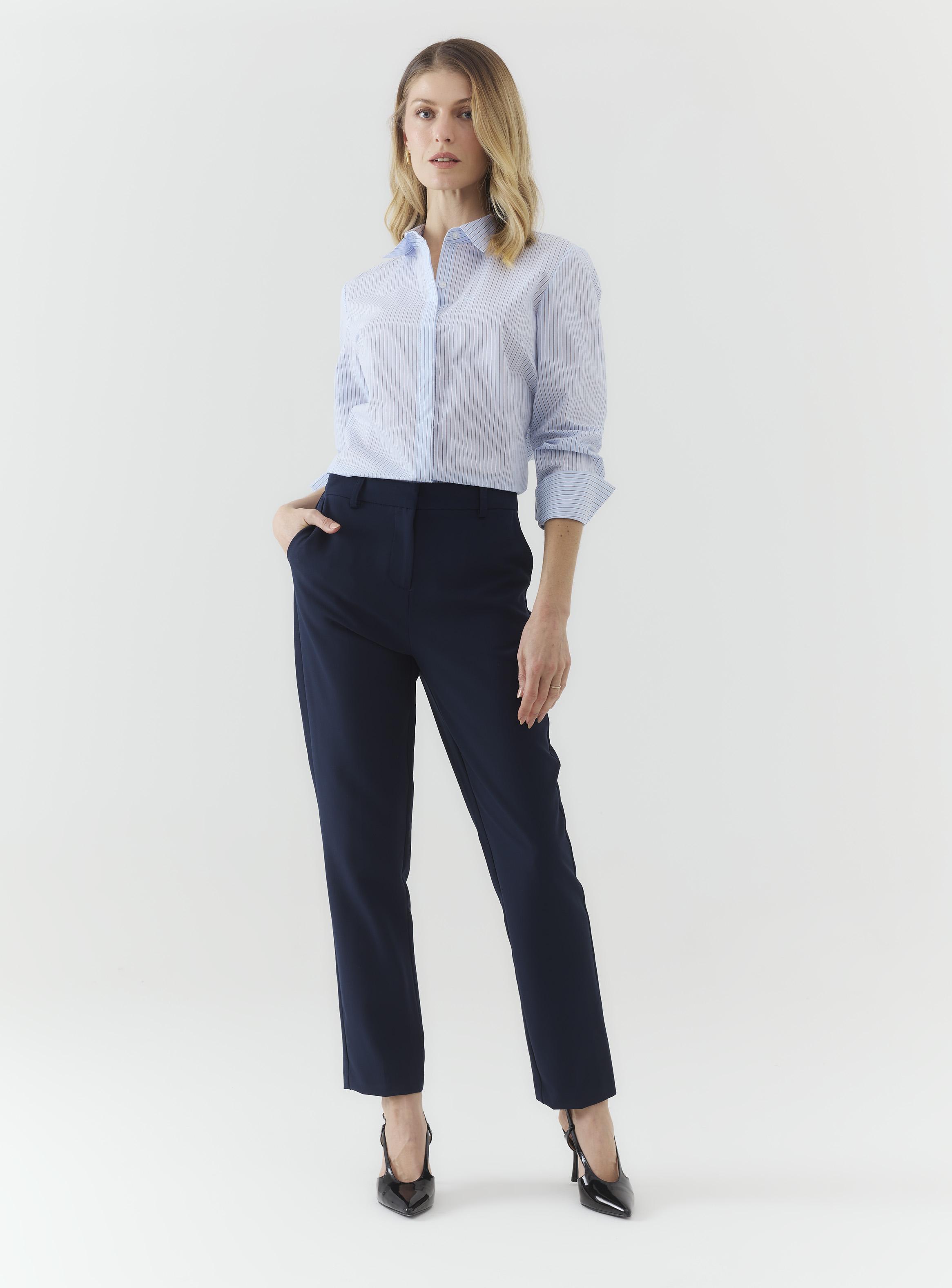 Blusa Cuello Camisero Estilo Básica-4