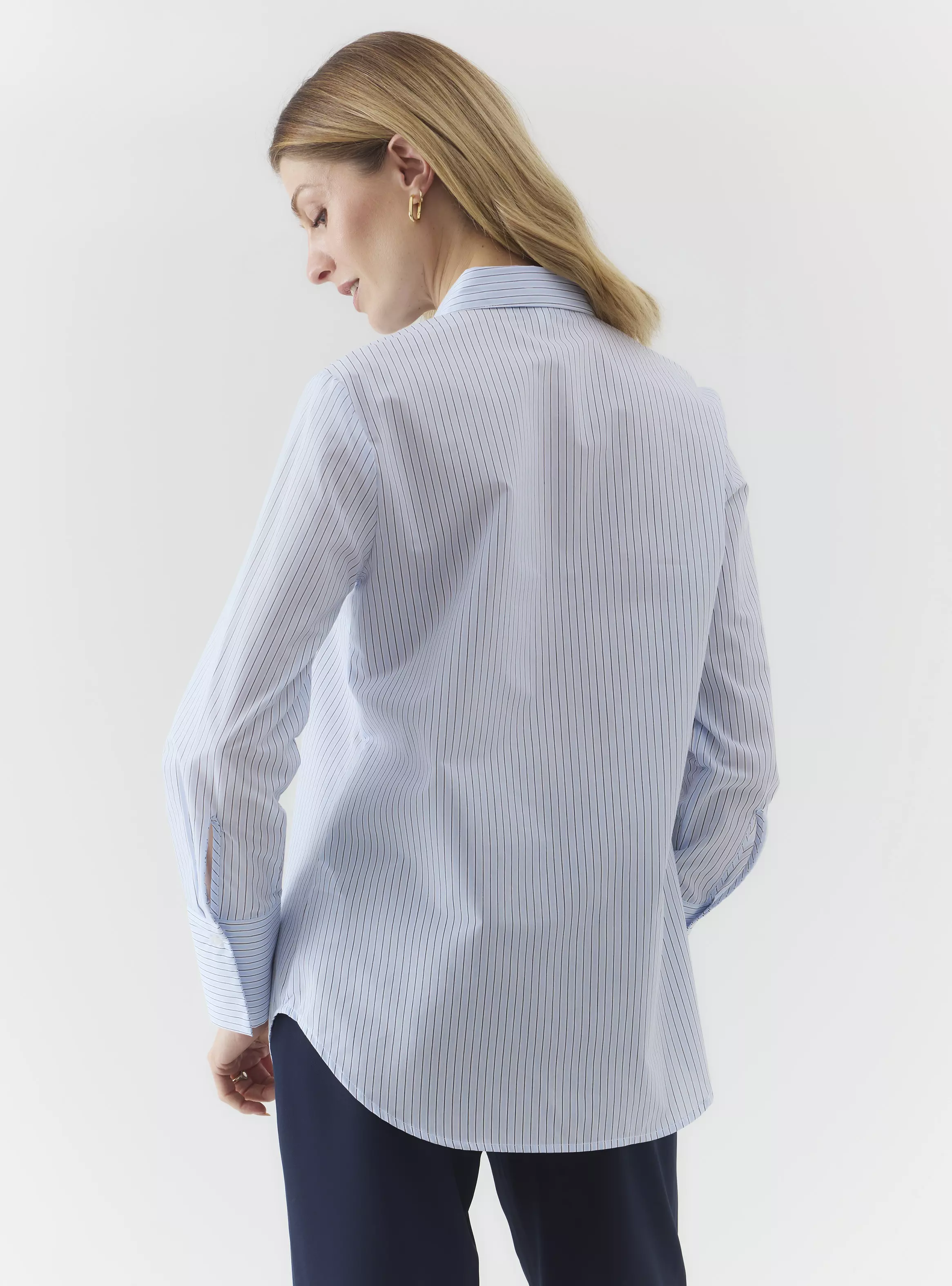 Blusa Cuello Camisero Estilo Básica-1