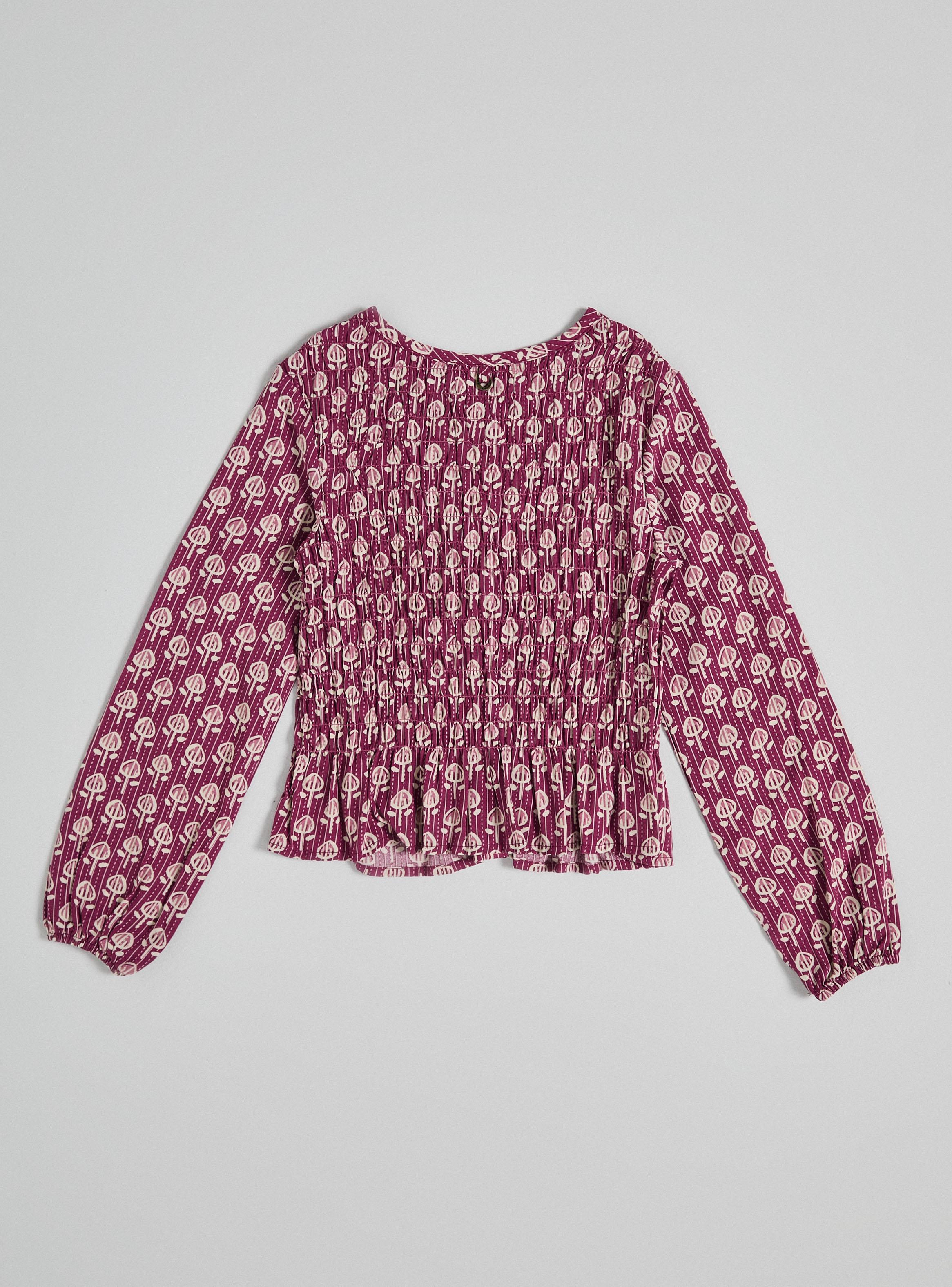 Blusa con Aplicación Panel Full Estampado Floral-2