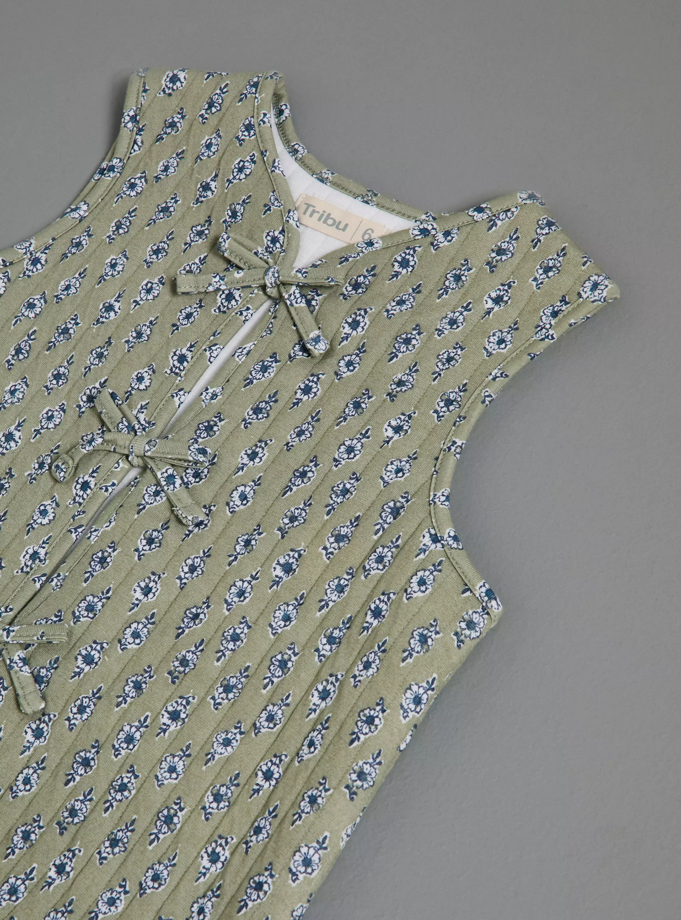 Chaqueta Vest Estampado con Amarras-3