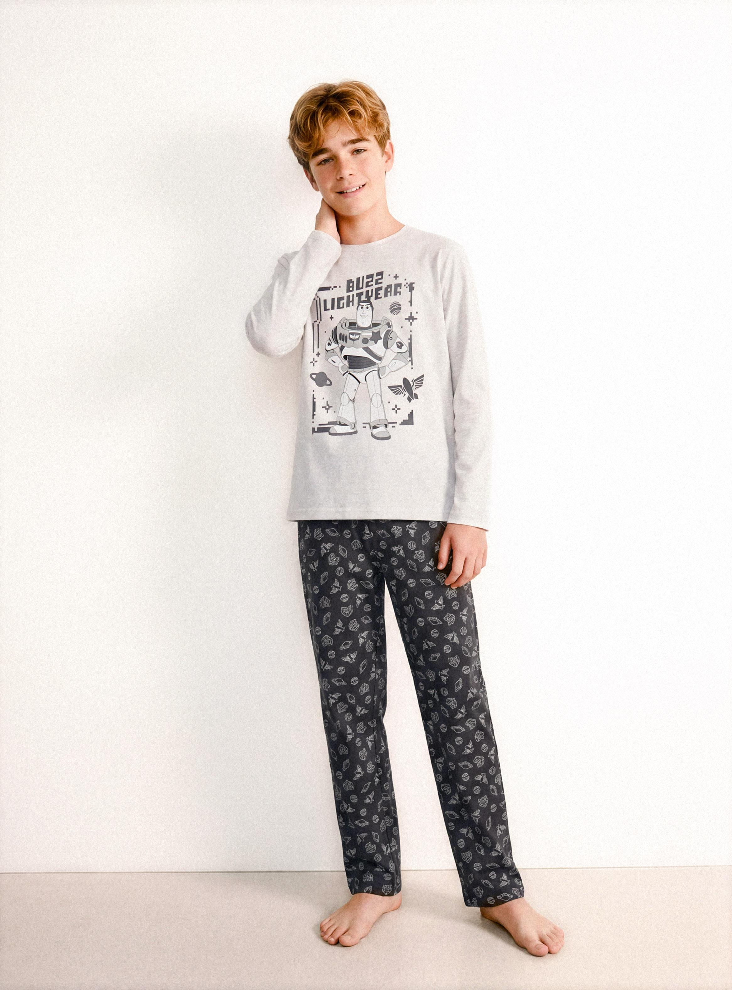 Pijama Estampado Buzz Lightyear Planetas-1