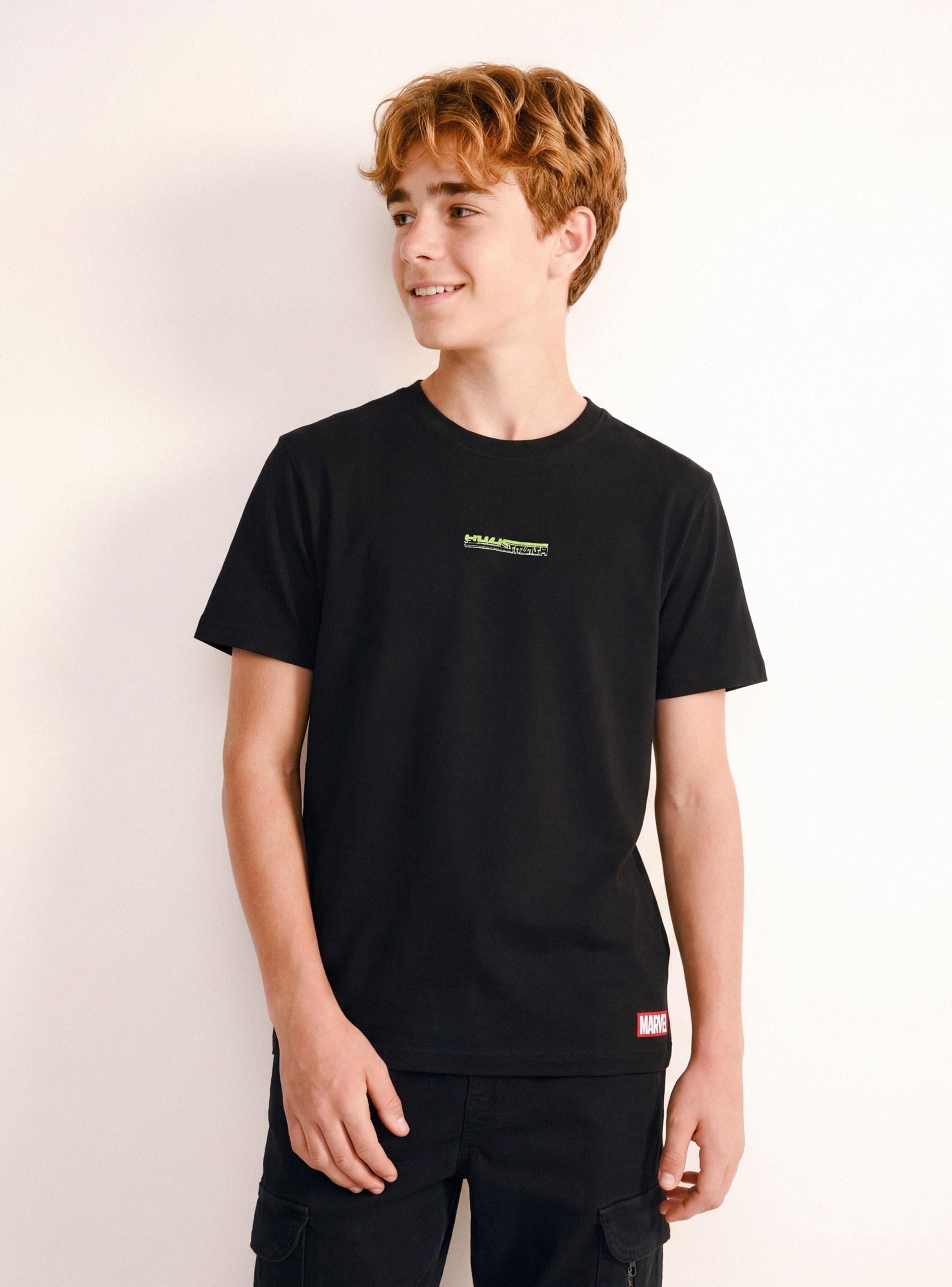 Polera Estampado Superhéroes Marvel-1
