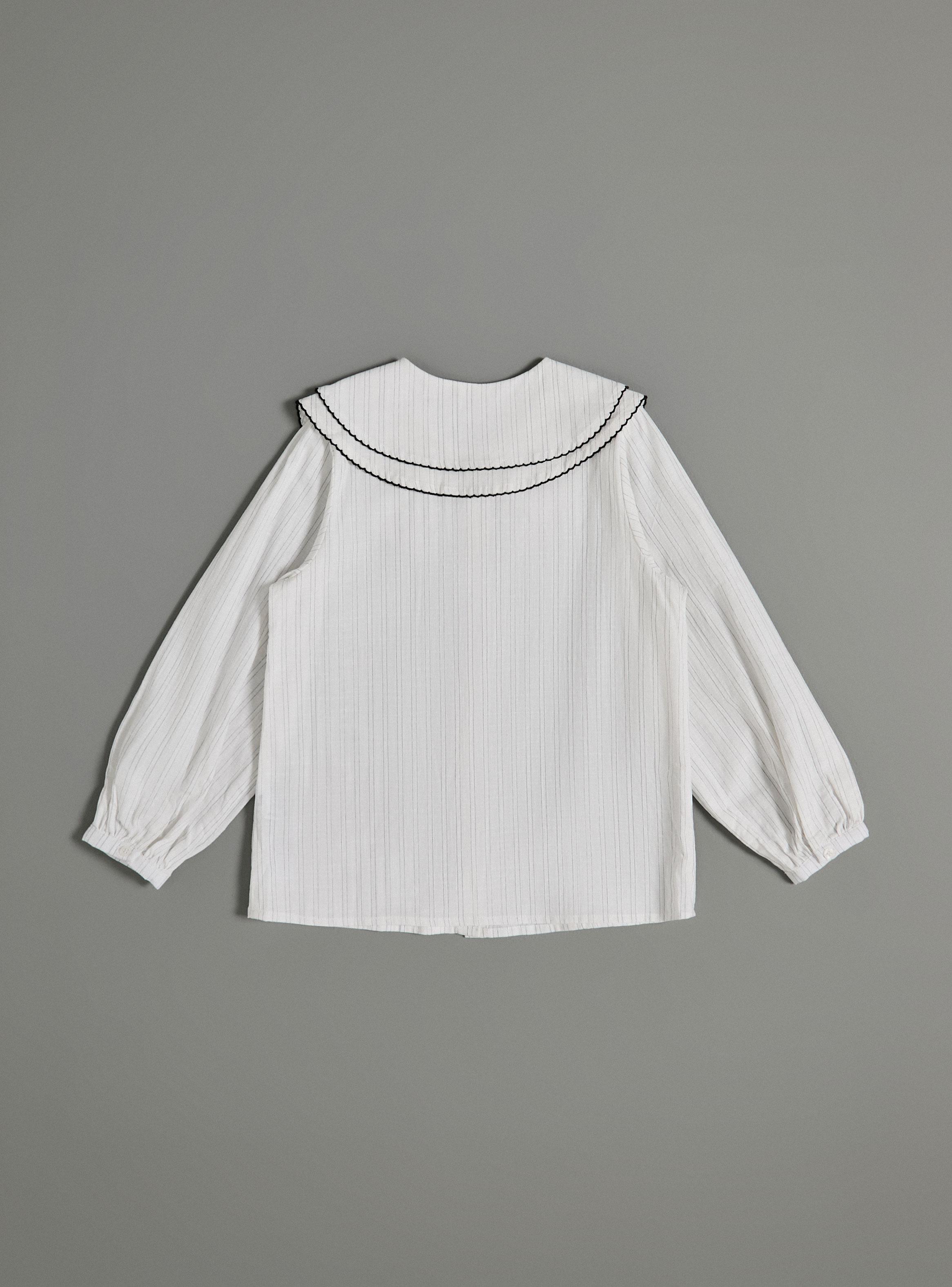 Blusa Doble Cuello con Tape en Contraste-2