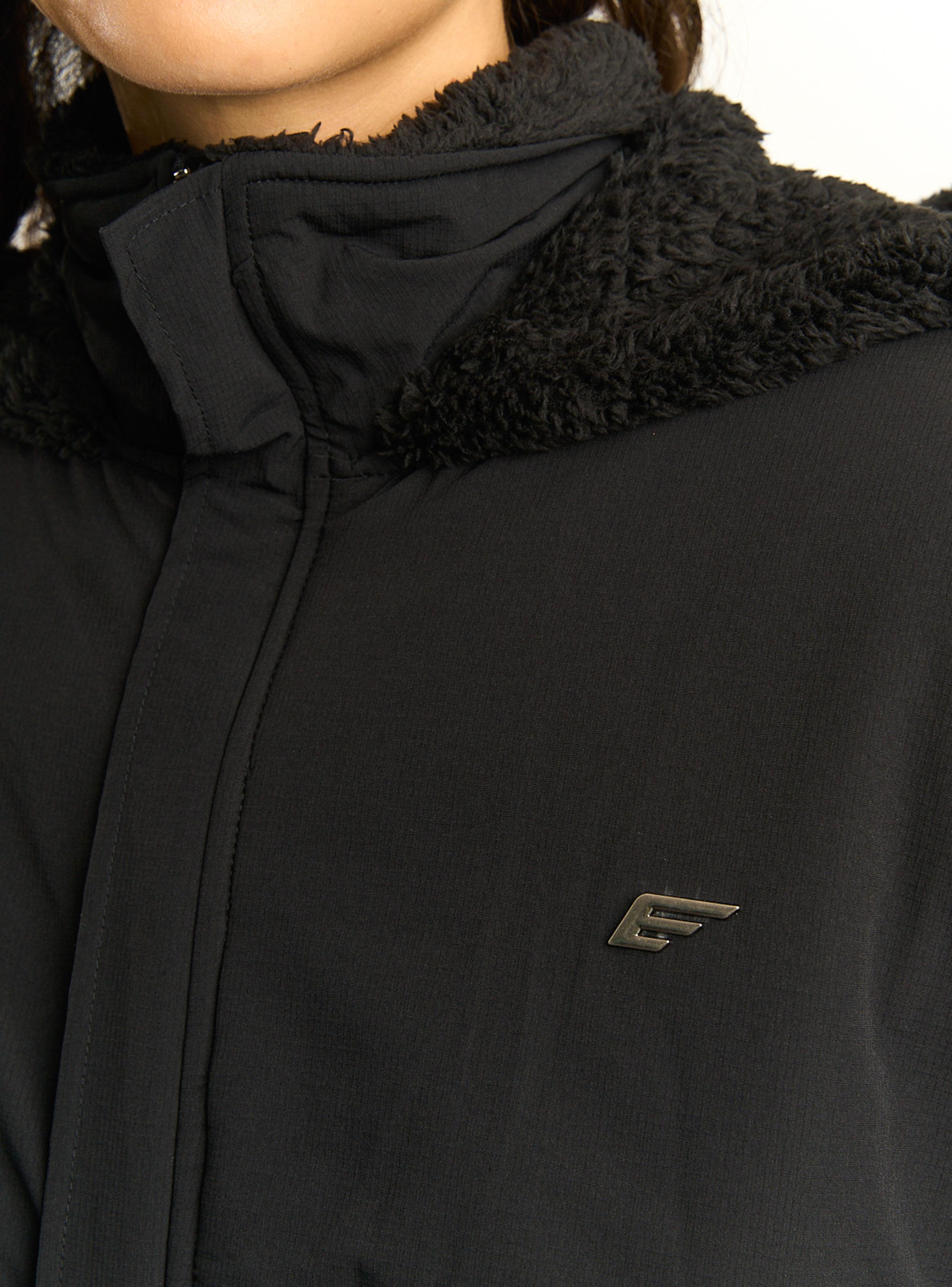 Polerón Sherpa Detalles Nailon-2