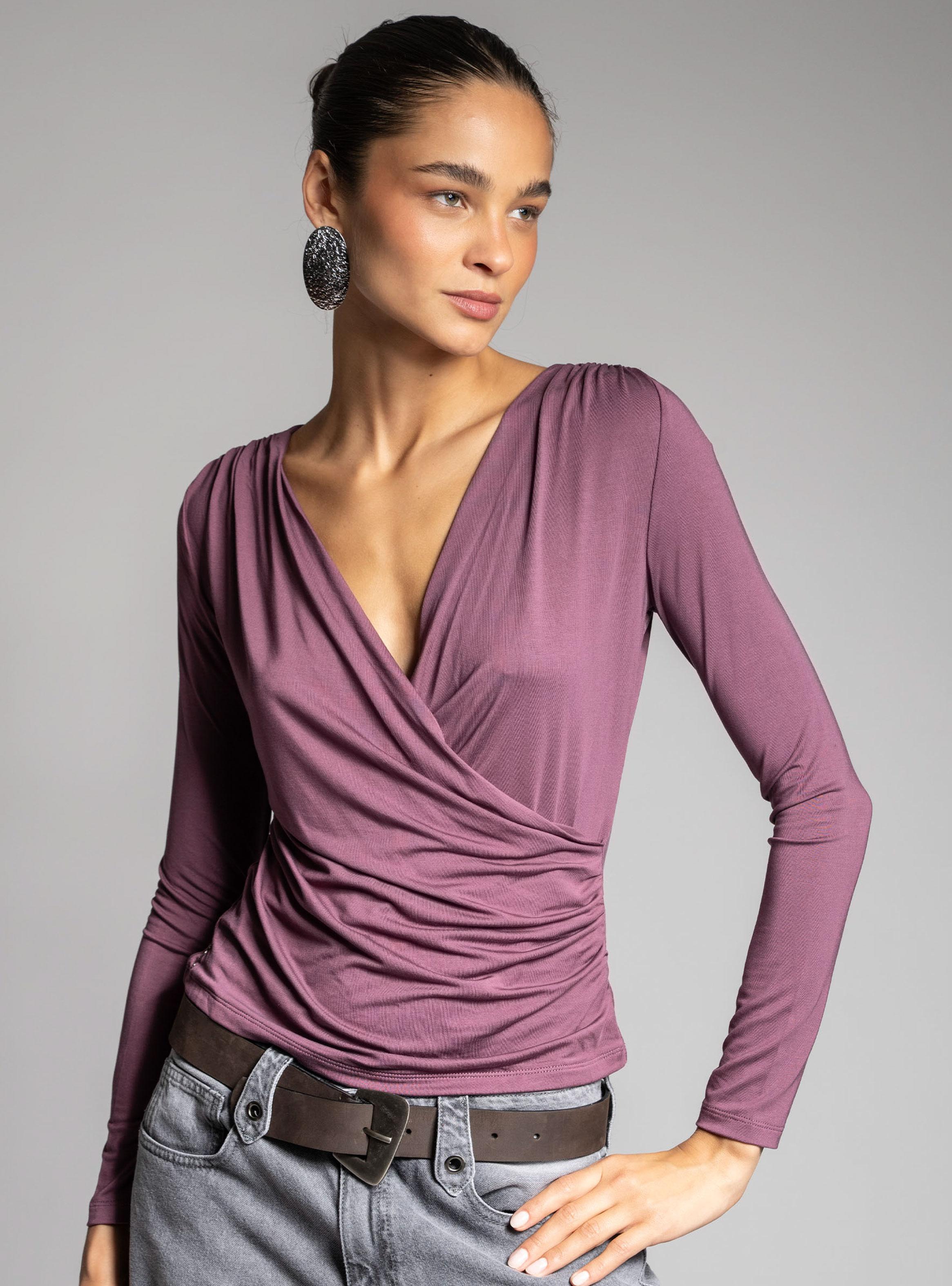 Polera Victoria Cruzada Escote V-3