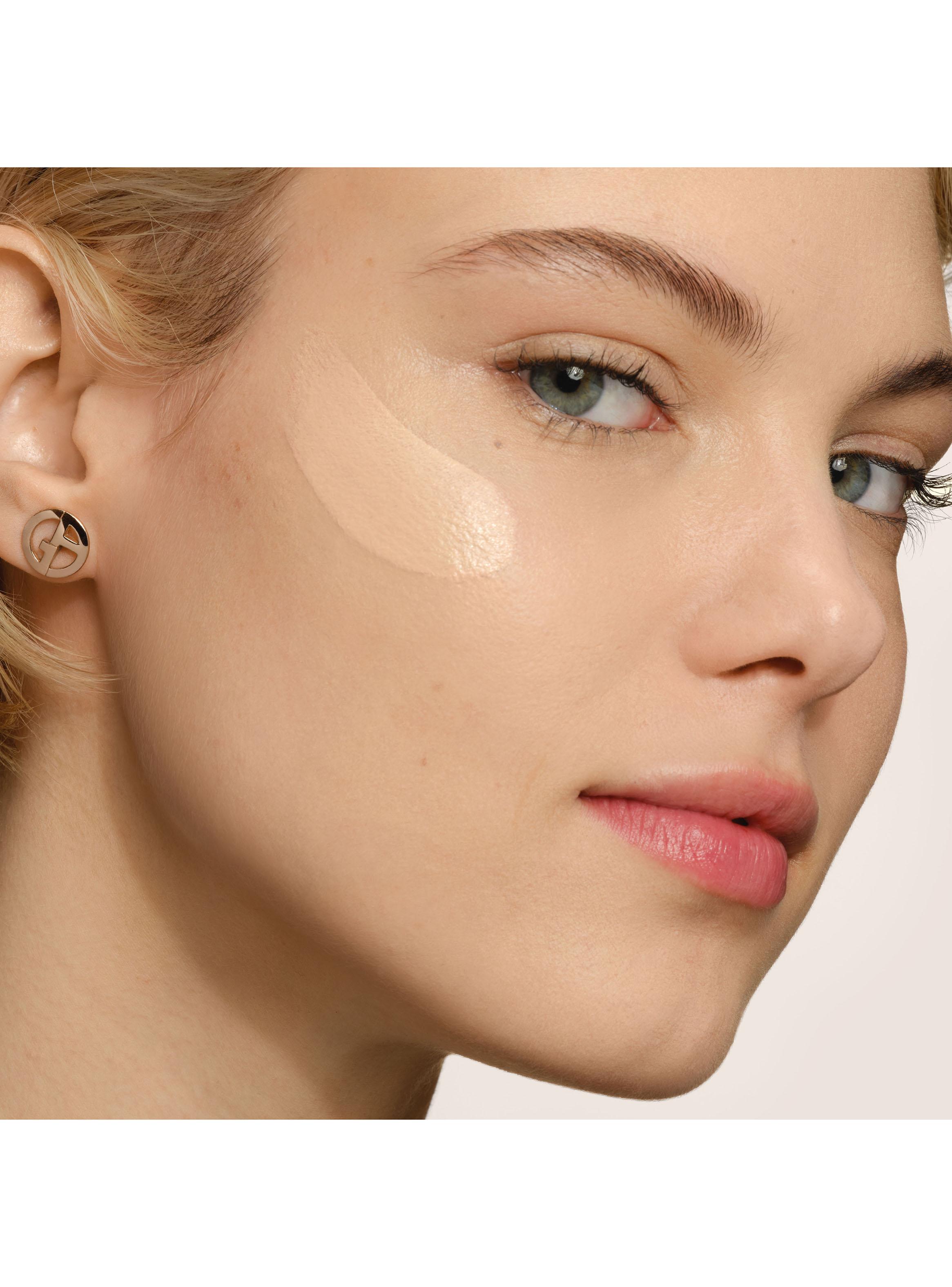 Base de Maquillaje Giorgio Armani Luminous Silk Foundation - Tono 2 30 ml-3