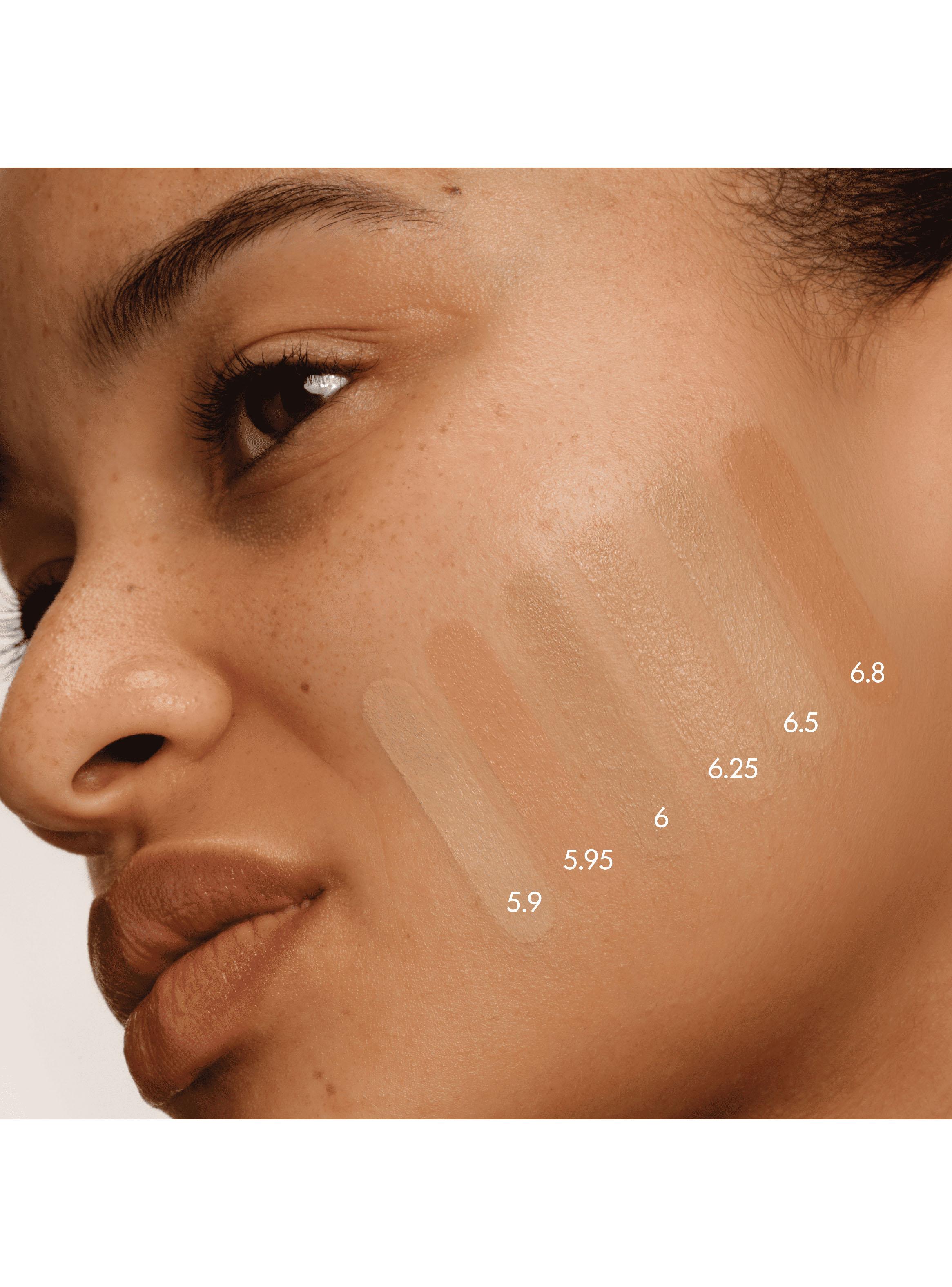 Base de Maquillaje Giorgio Armani Luminous Silk Foundation - Tono 6.25 30 ml-3