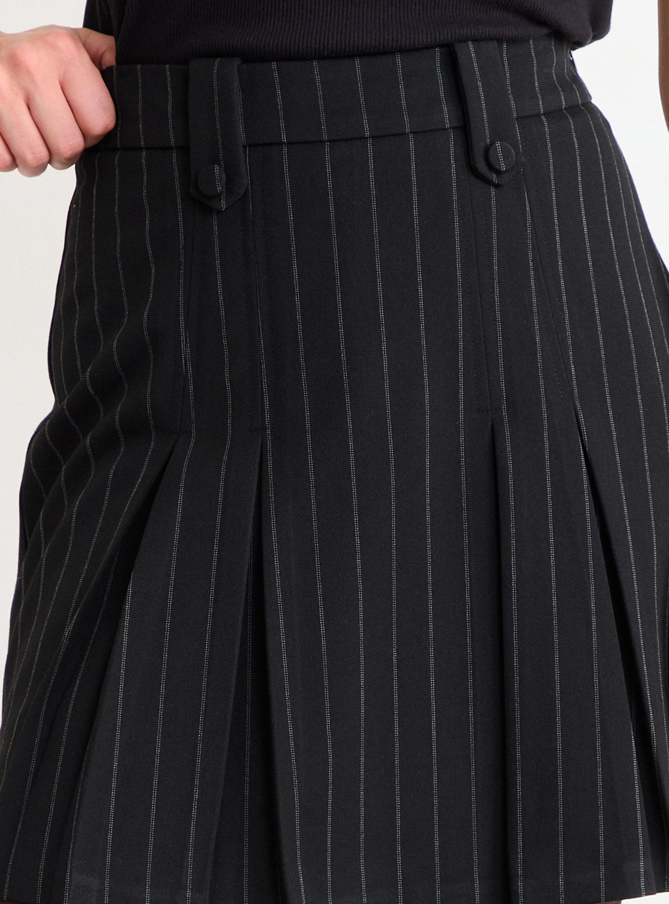 Skort Sastrero con Pliegues-3