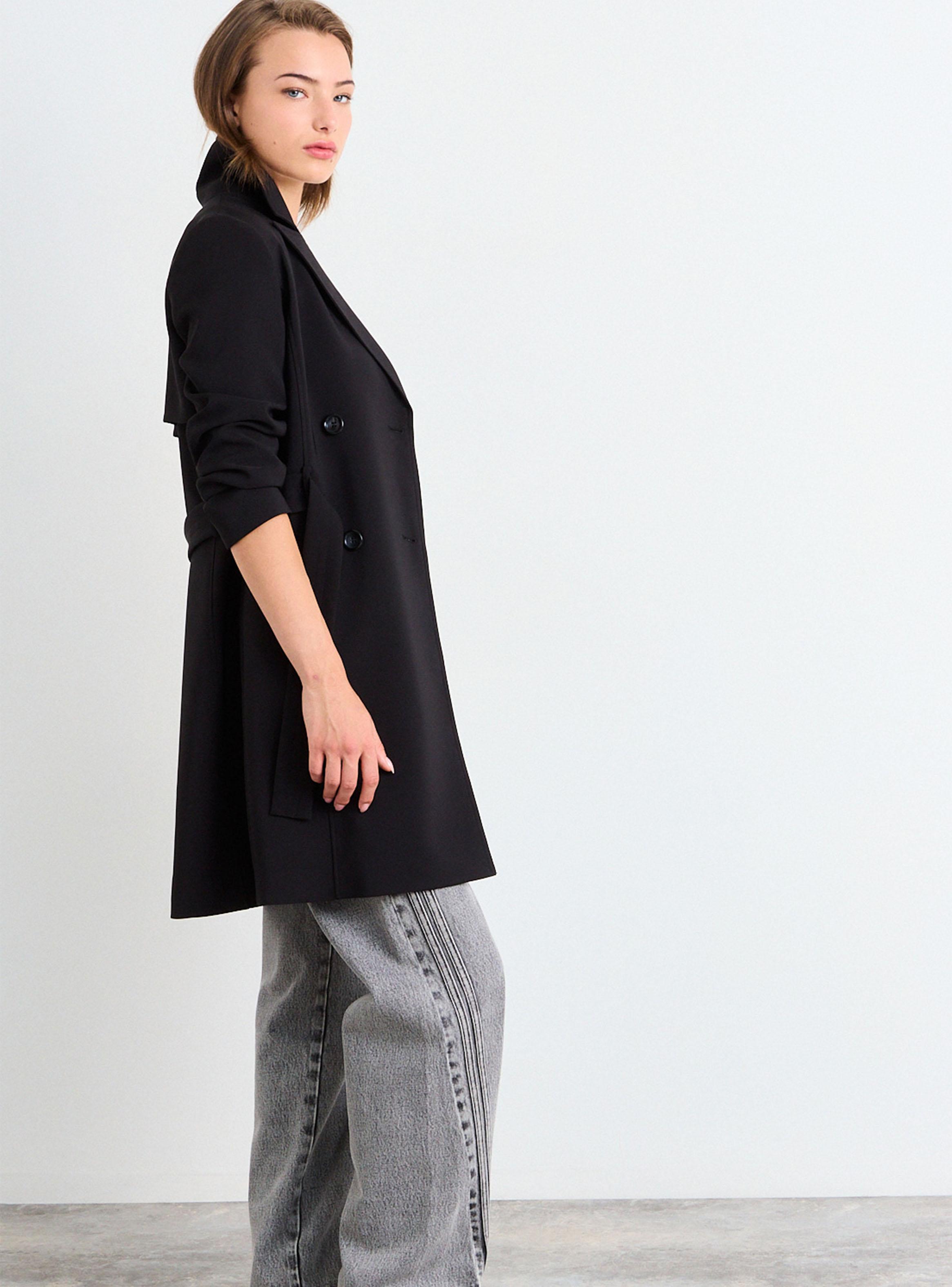 Trench Entallado con Cinturón y Doble Botonadura-3