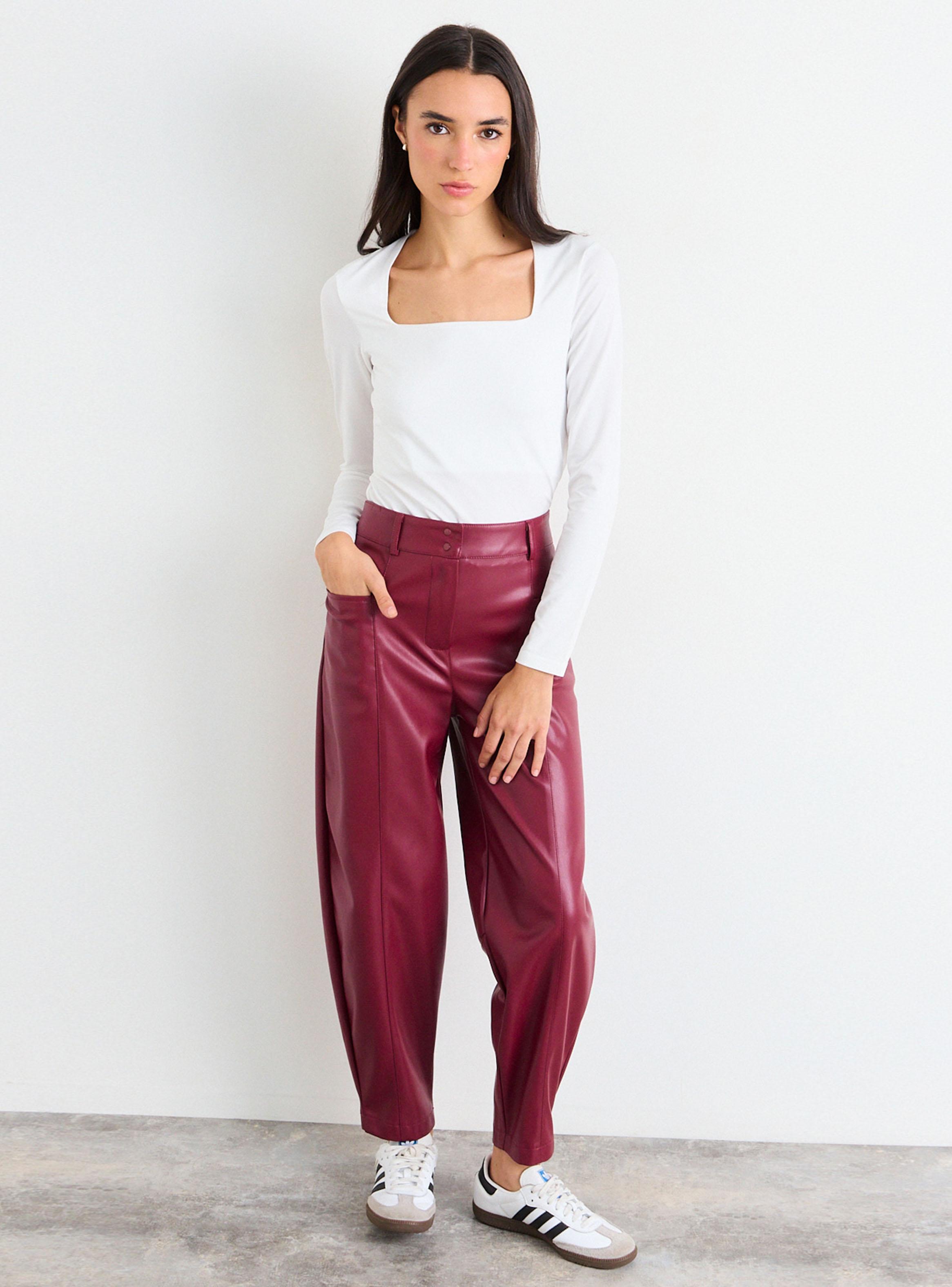 Polera de Suplex Manga Larga y Escote Cuadrado-4