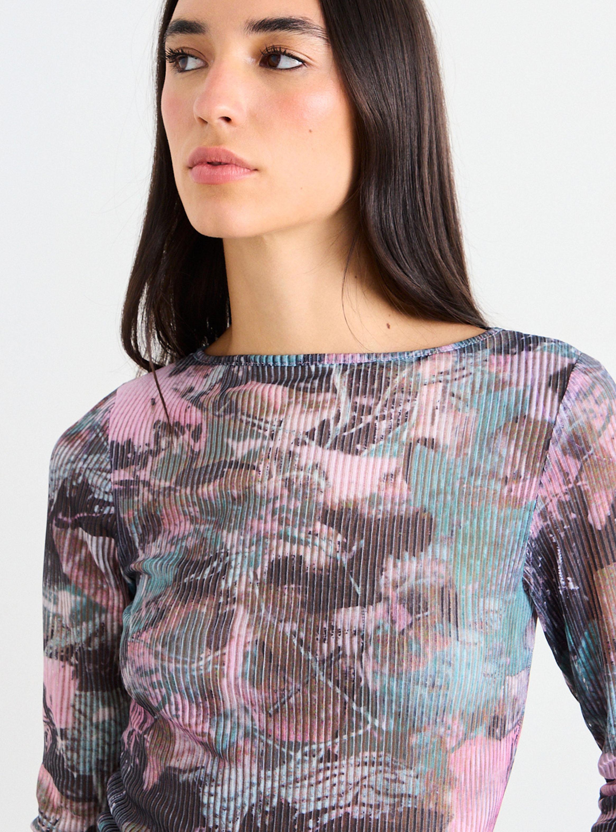 Polera de Rib Estampada con Cuello Bote Manga Larga-3