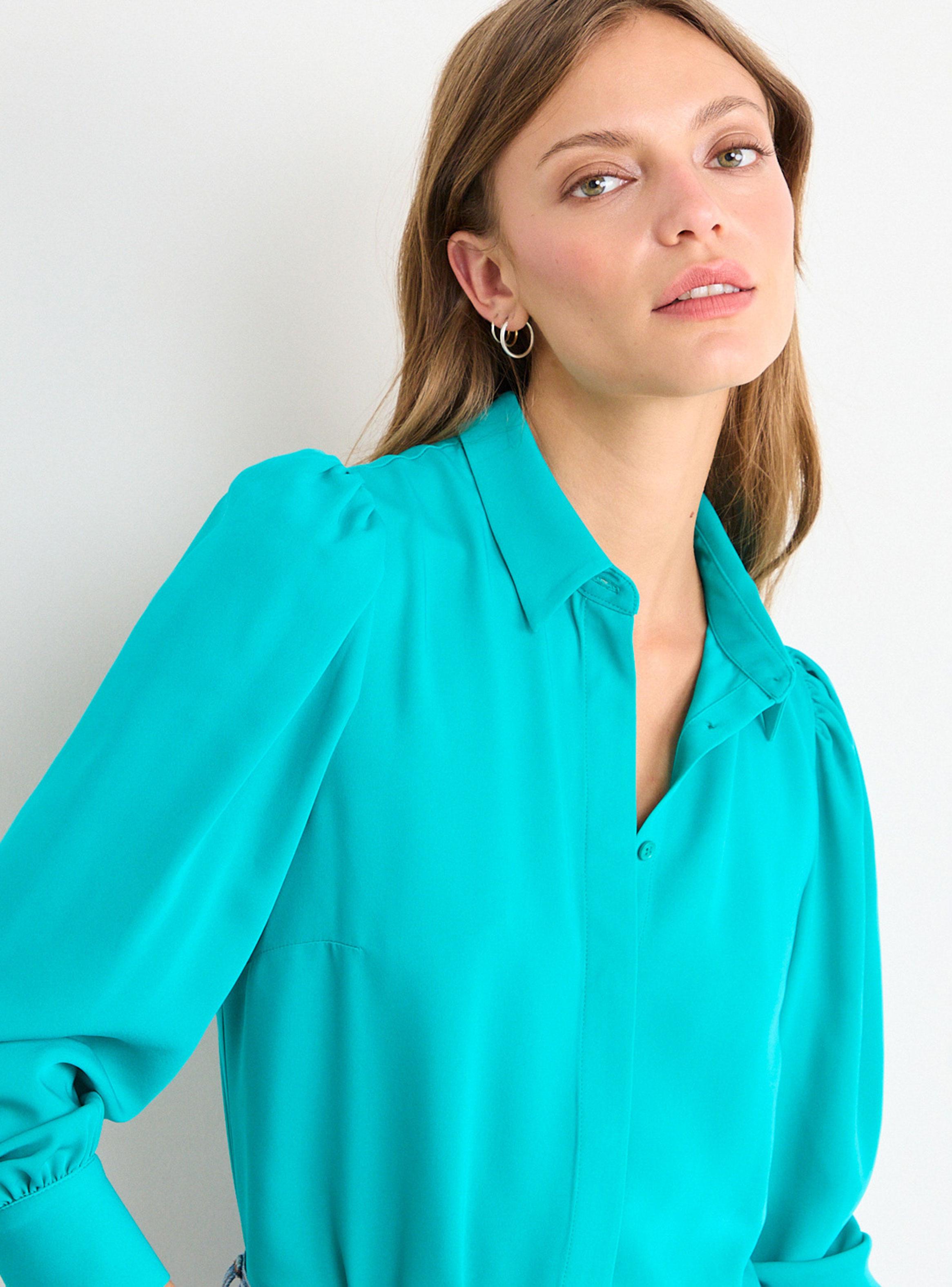 Blusa Lisa Cuello V Manga Larga-3