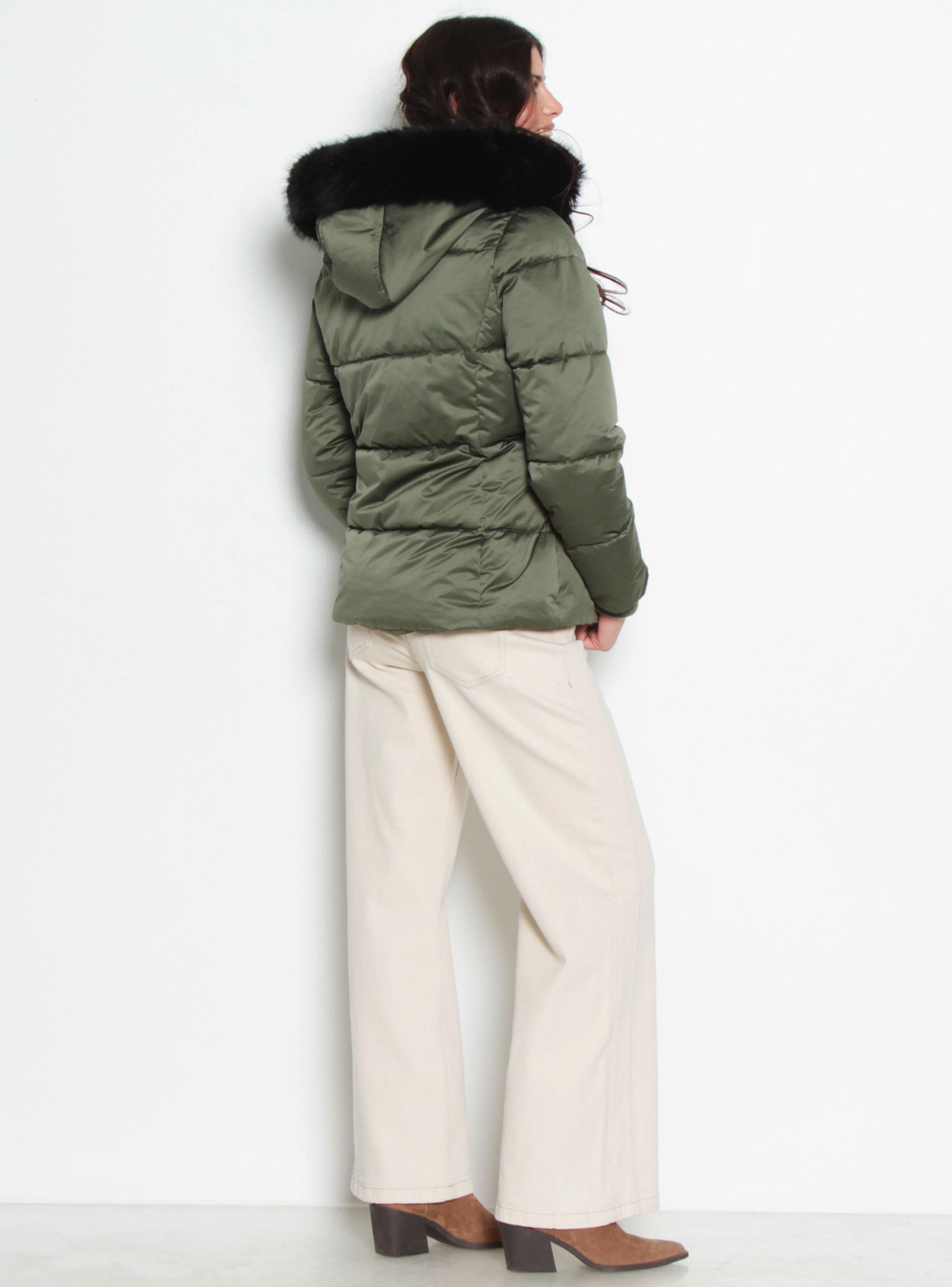 Parka Manga Larga con Capucha y Cierre Delantero-4