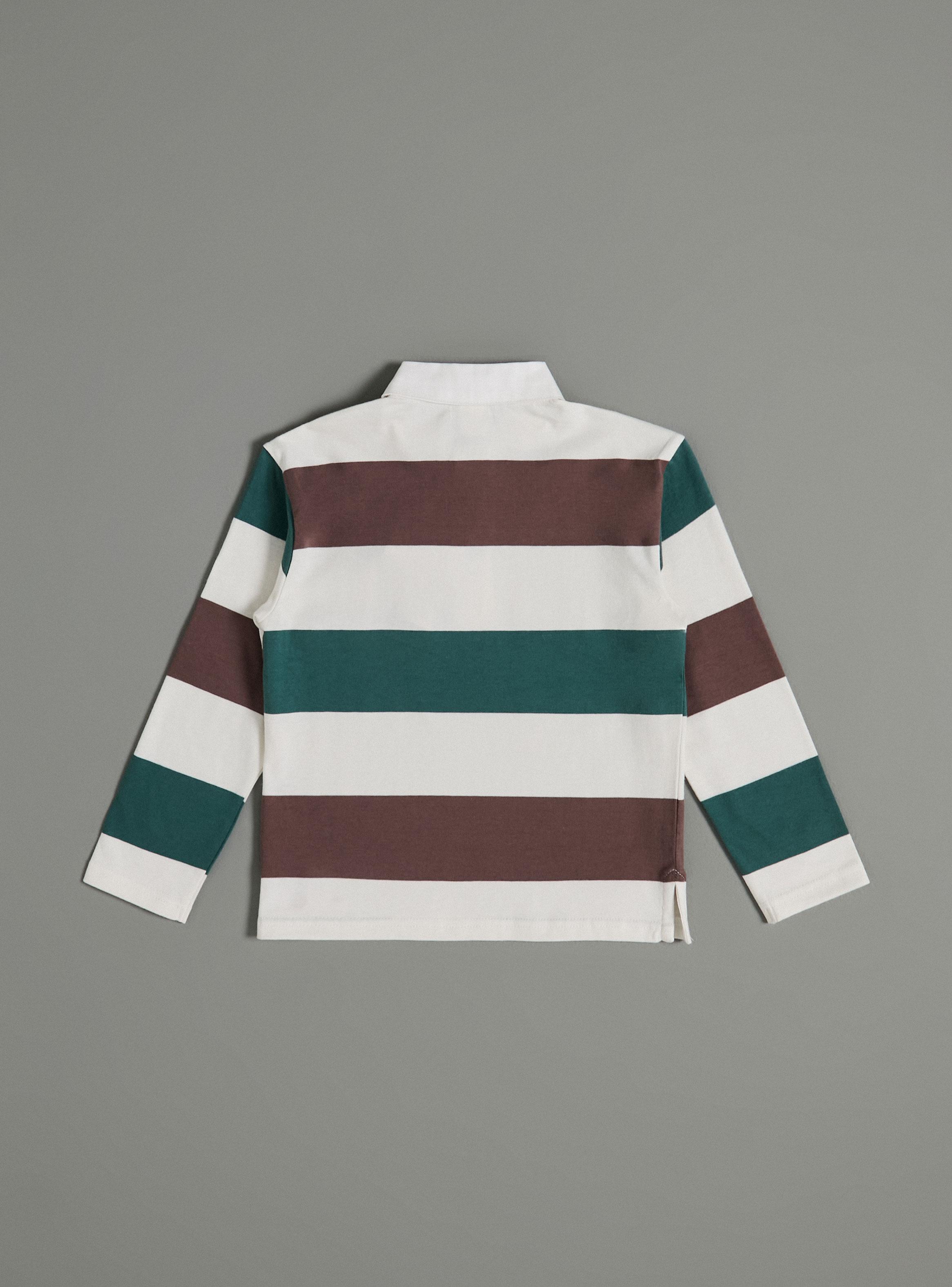 Polera Estilo Varsity con Letra en Pecho-2