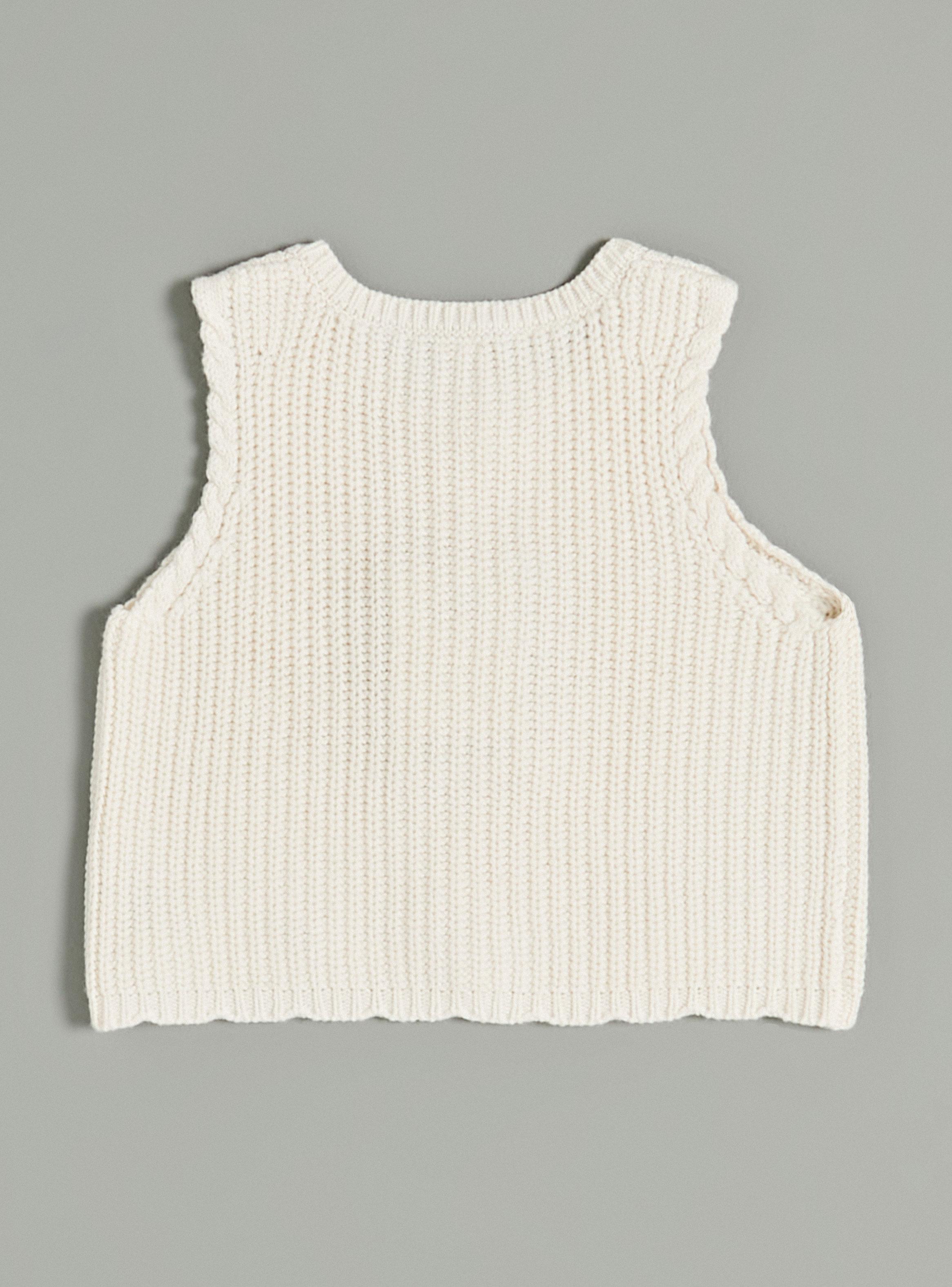 Chaleco Tipo Vest con Trenzas Frontal-2
