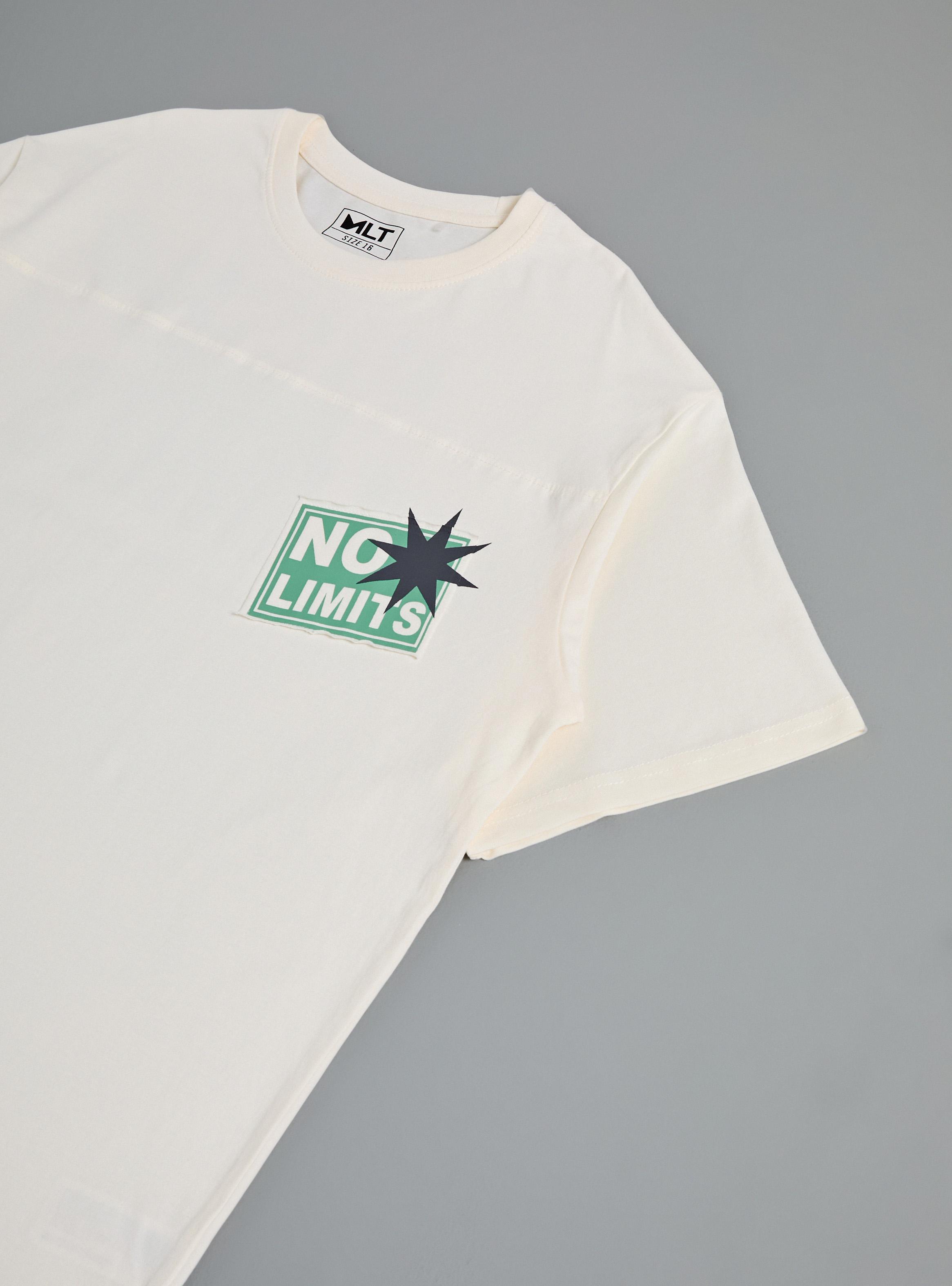 Polera Parche Frontal con Print Espalda-3
