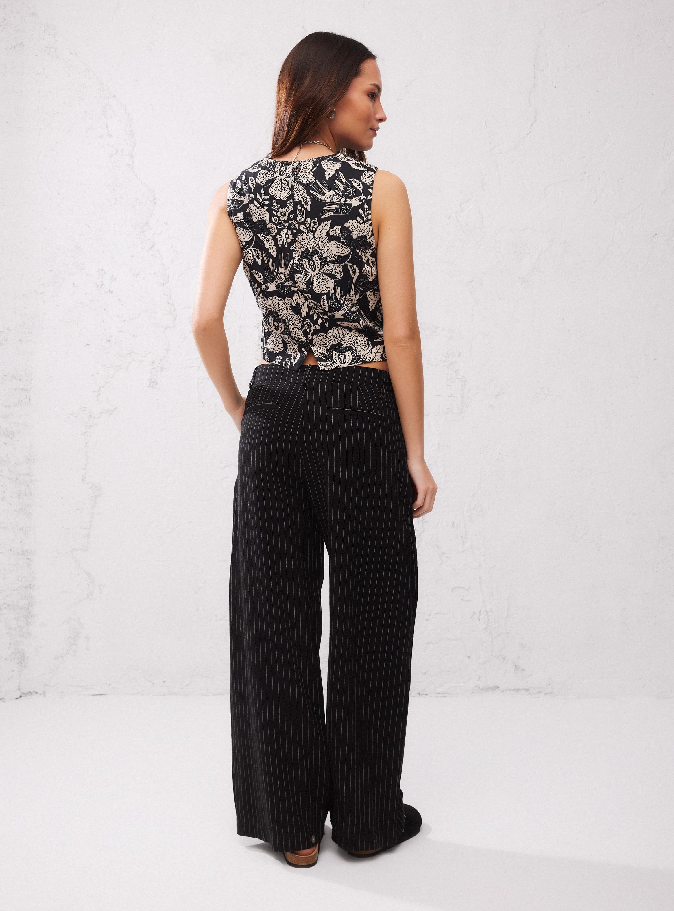 Blusa Gillet Espalda Estampada-5