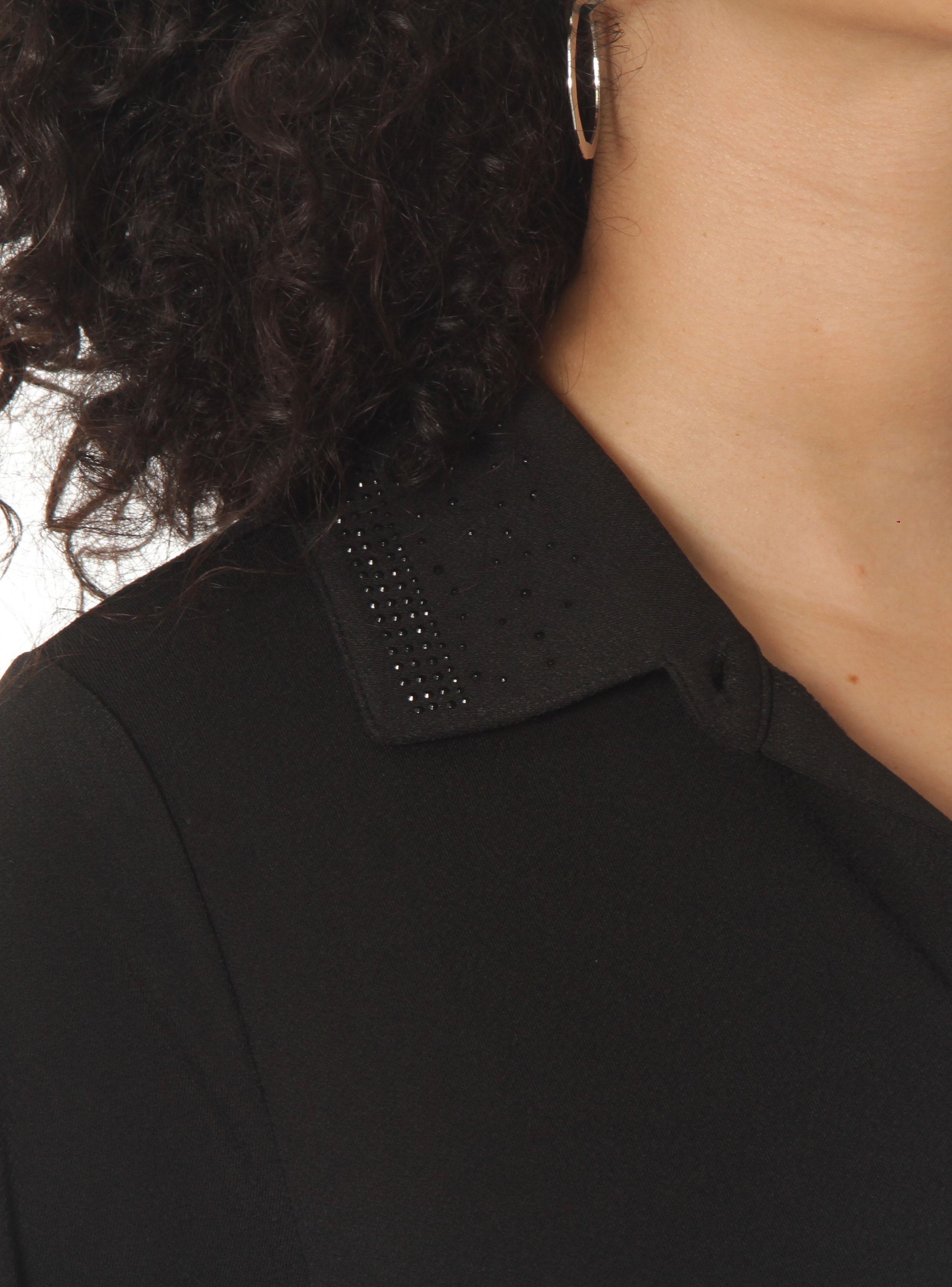 Blusa Abotonada en Delantero Aplicación en Cuello-2