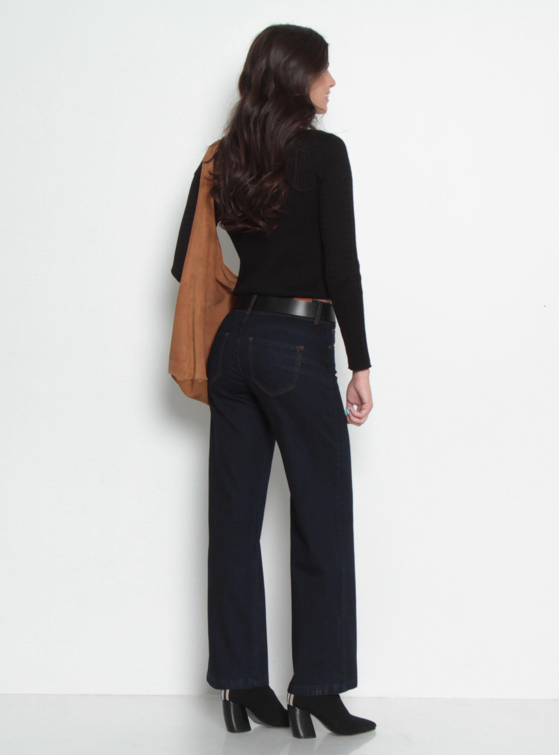 Jeans Tiro Medio Flare J30-4