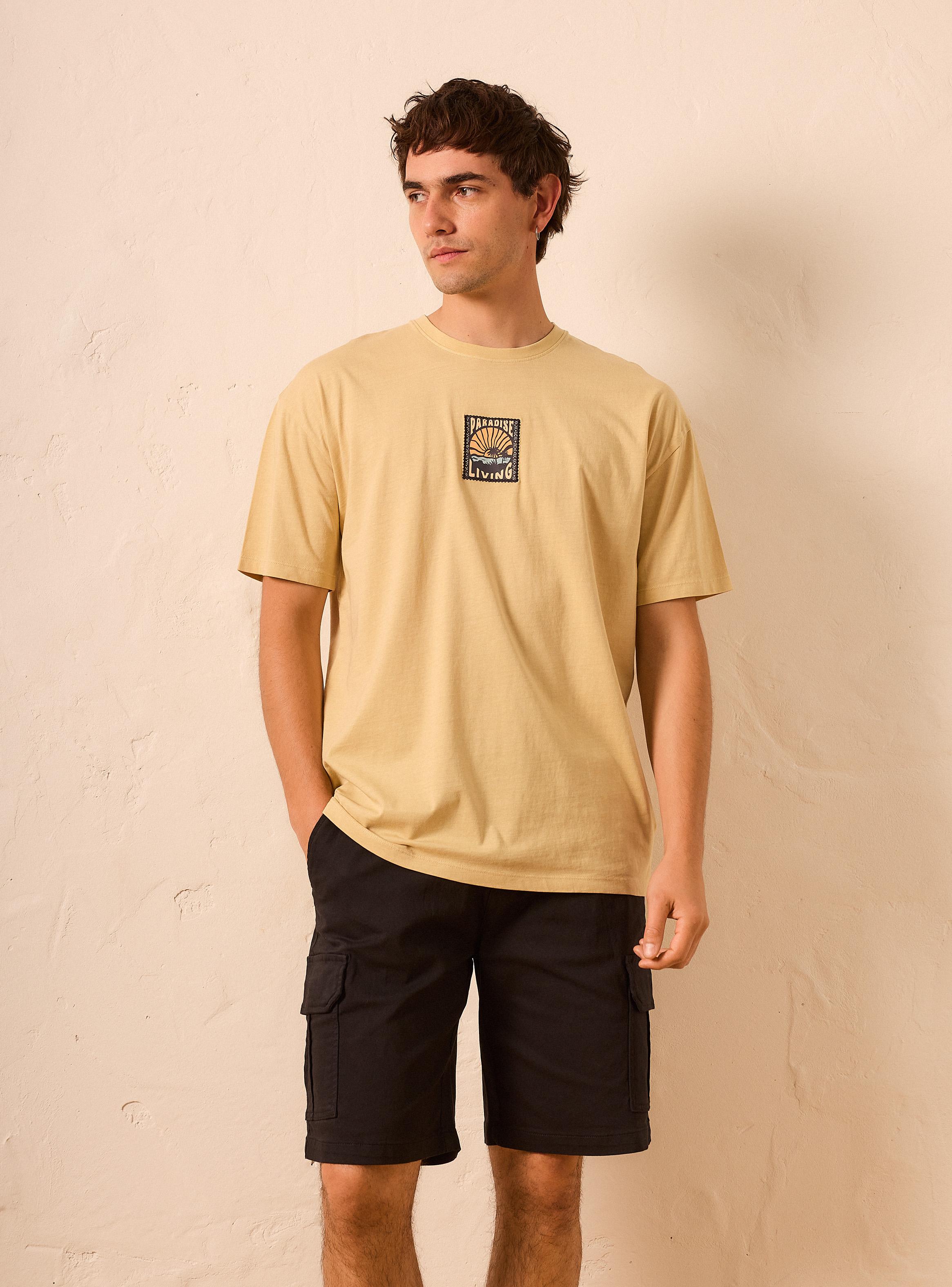 Polera Parche Bordado Manga Corta-0