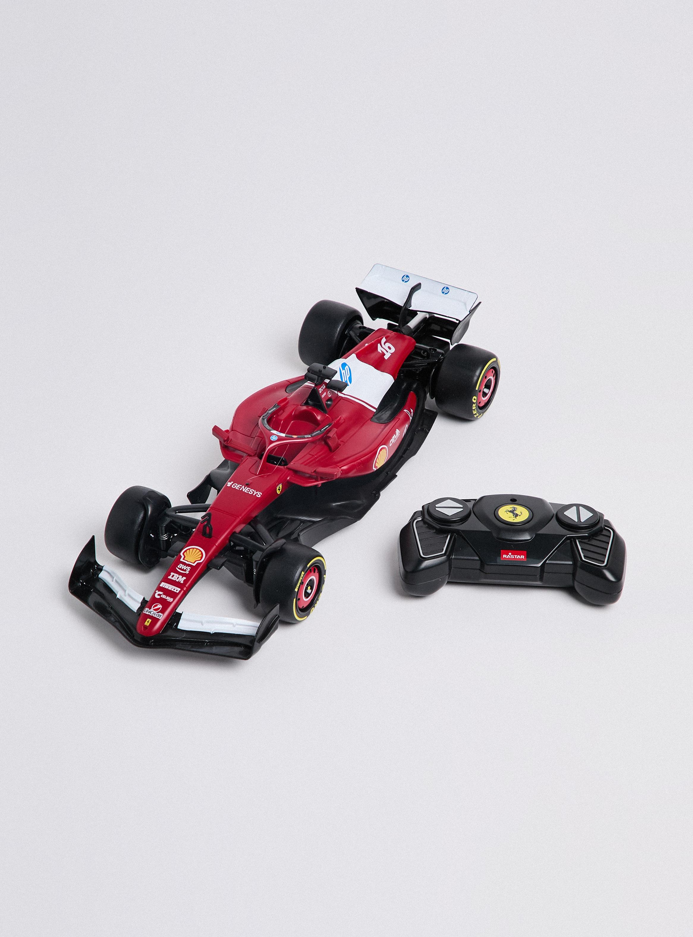 Auto a Control Remoto Ferrari SF-25 1:18 Rojo-0