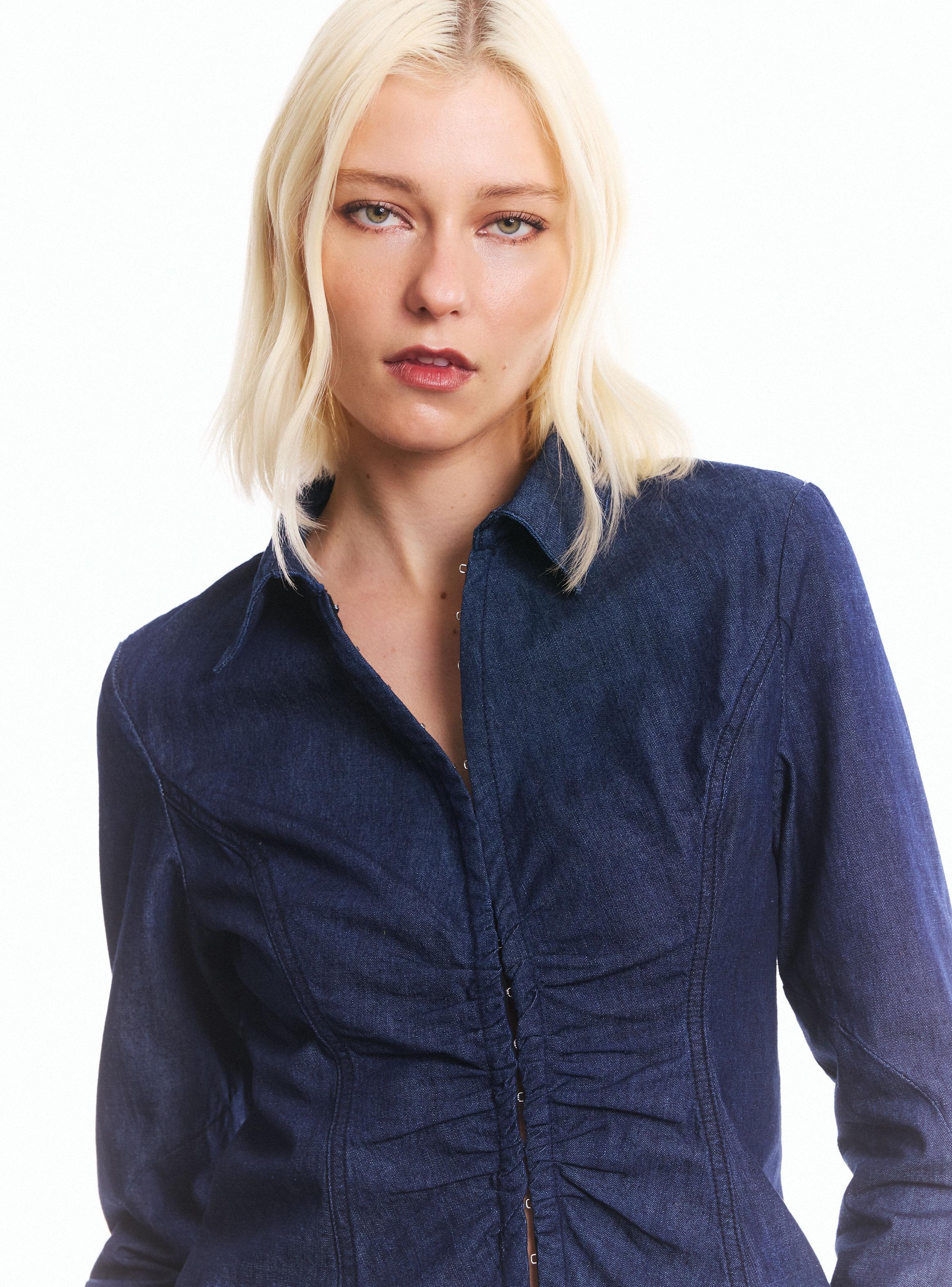 Blusa Denim Ajustada-2