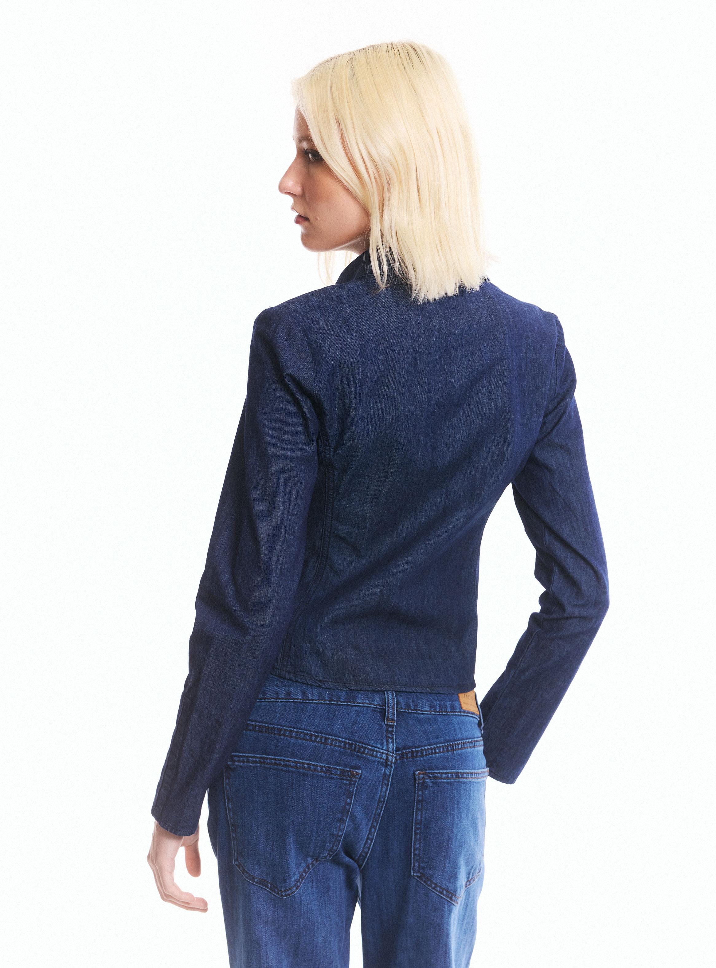 Blusa Denim Ajustada-1