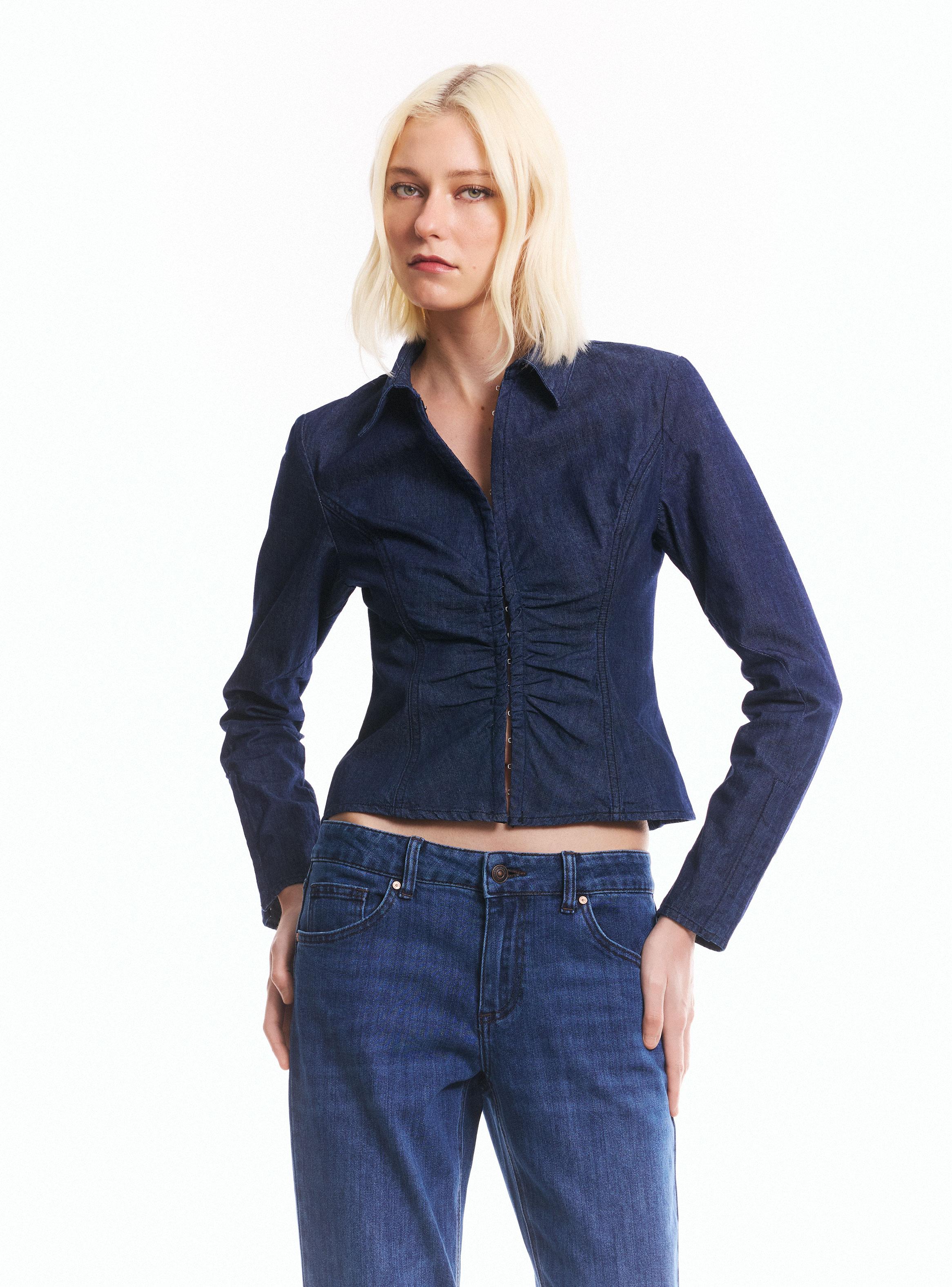 Blusa Denim Ajustada-0