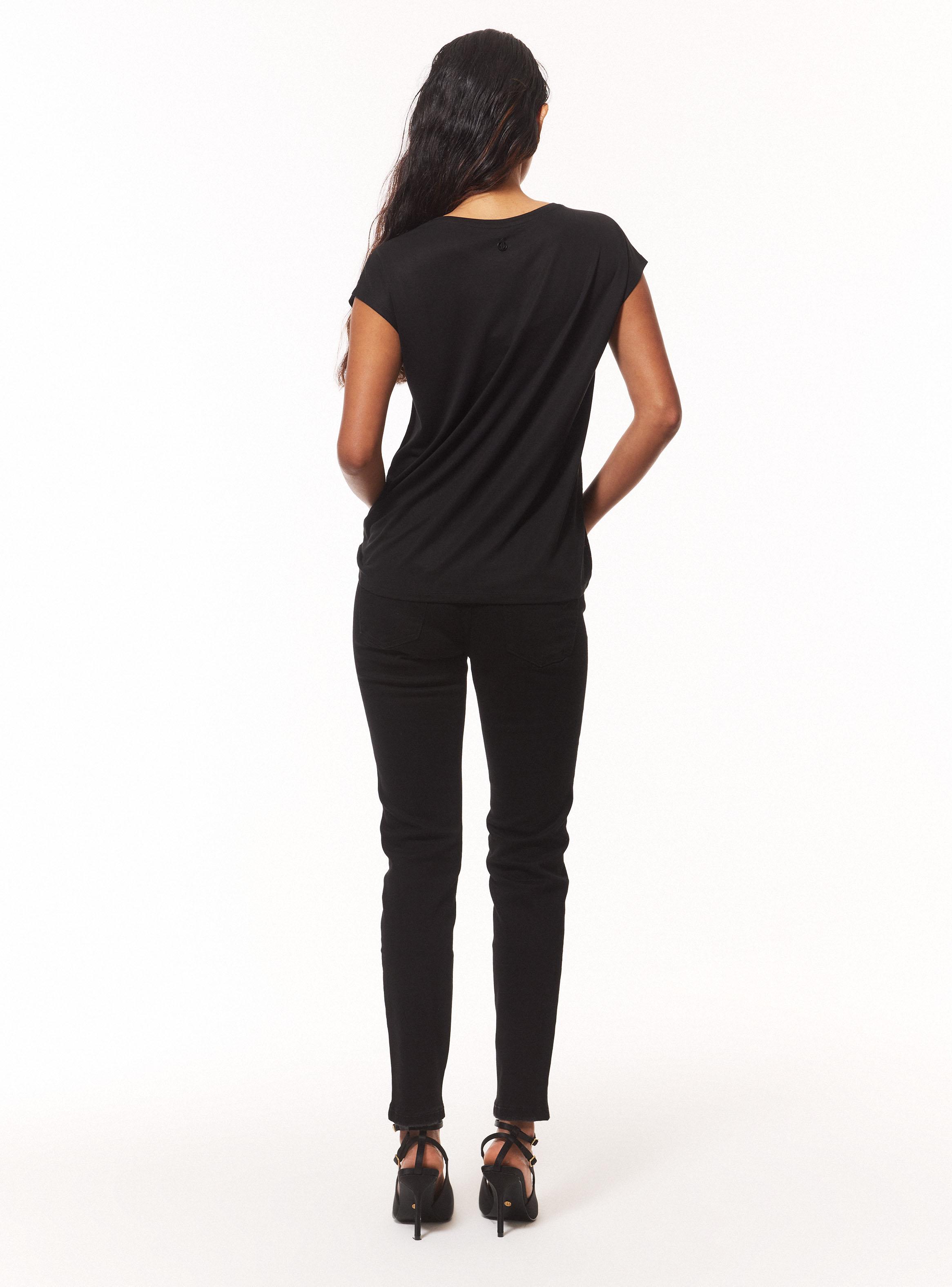 Polera Holgada con Gráfica Delantera Brillante-5