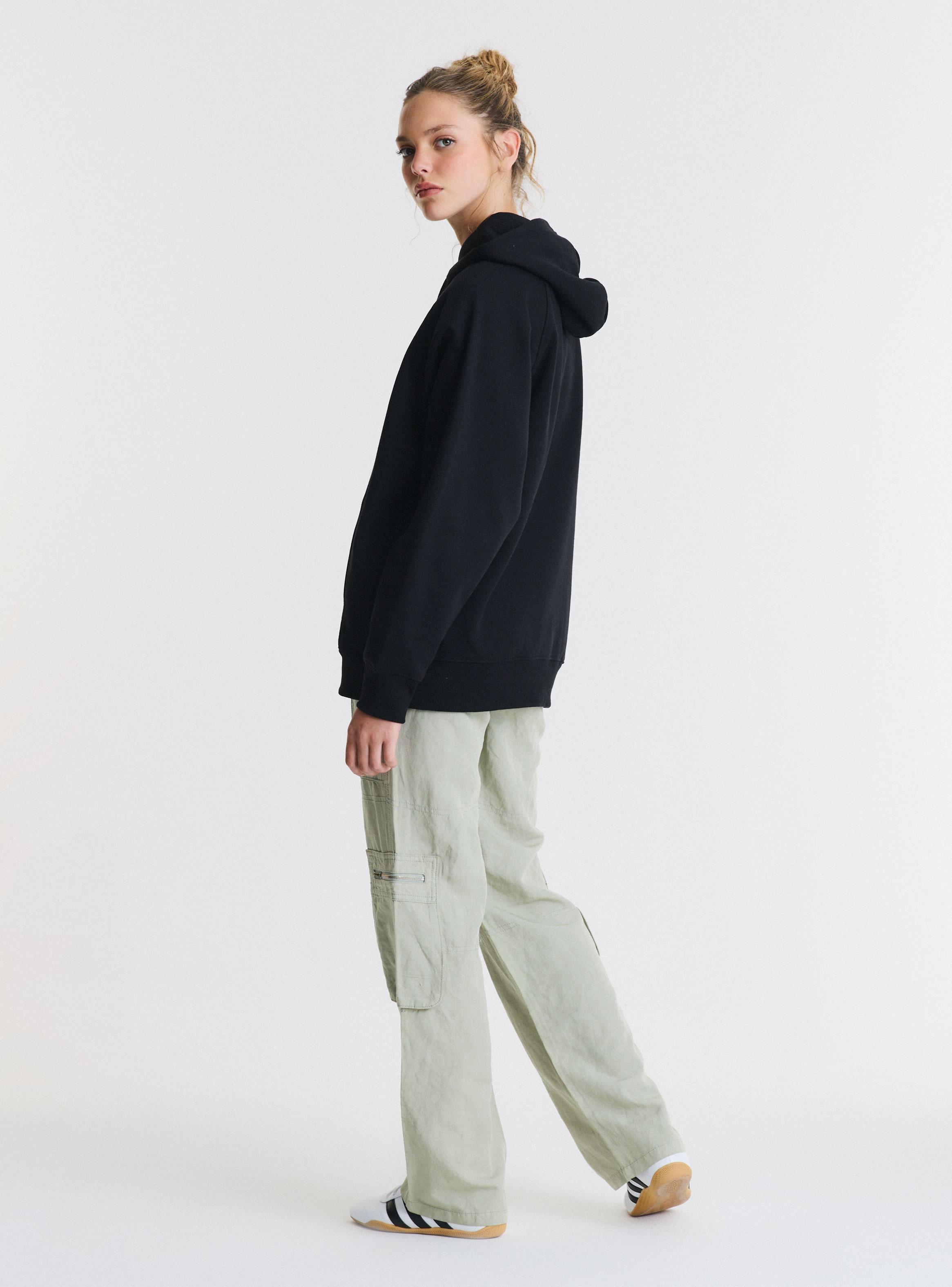 Polerón Largo con Capucha-5