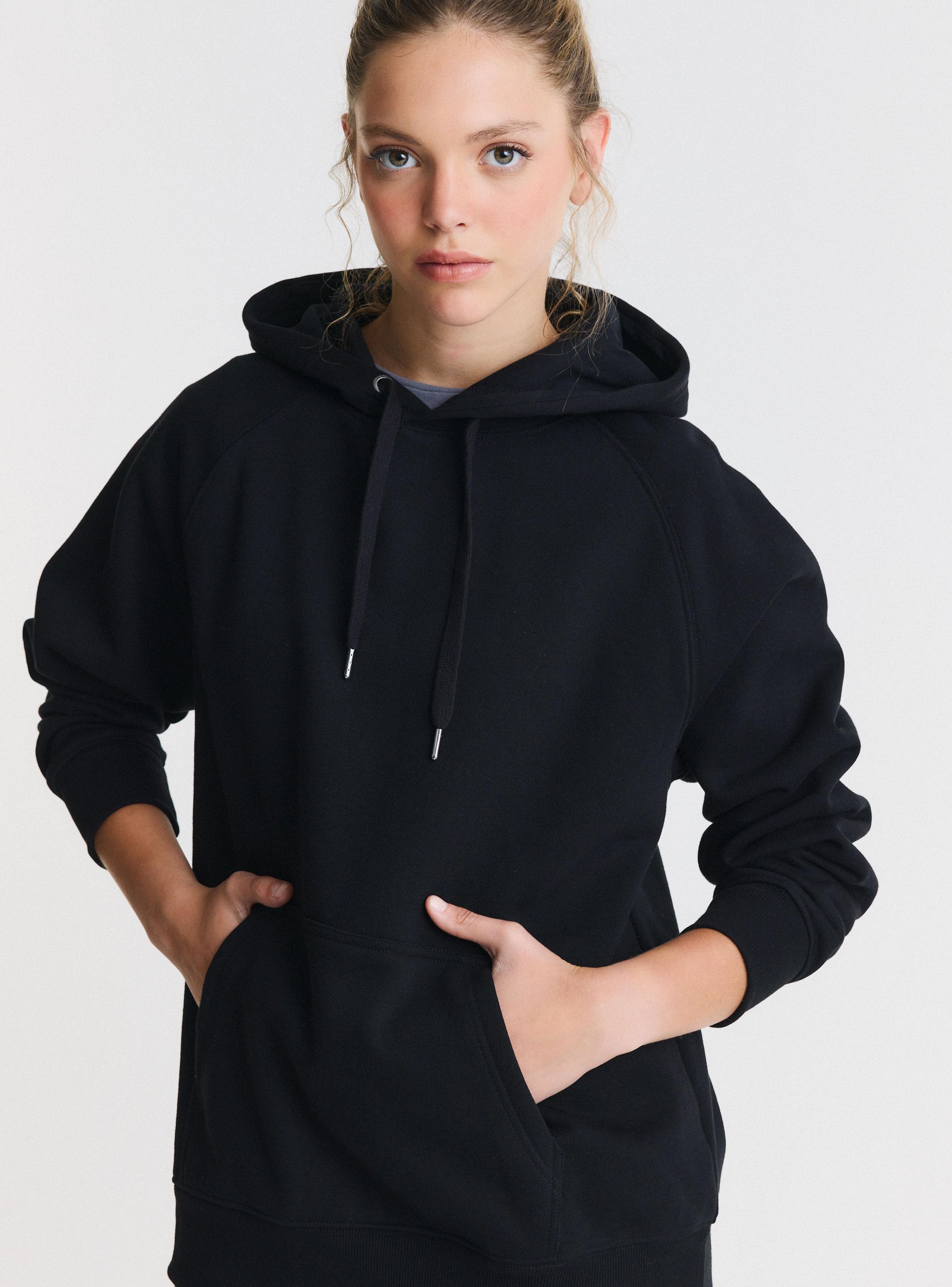 Polerón Largo con Capucha-2