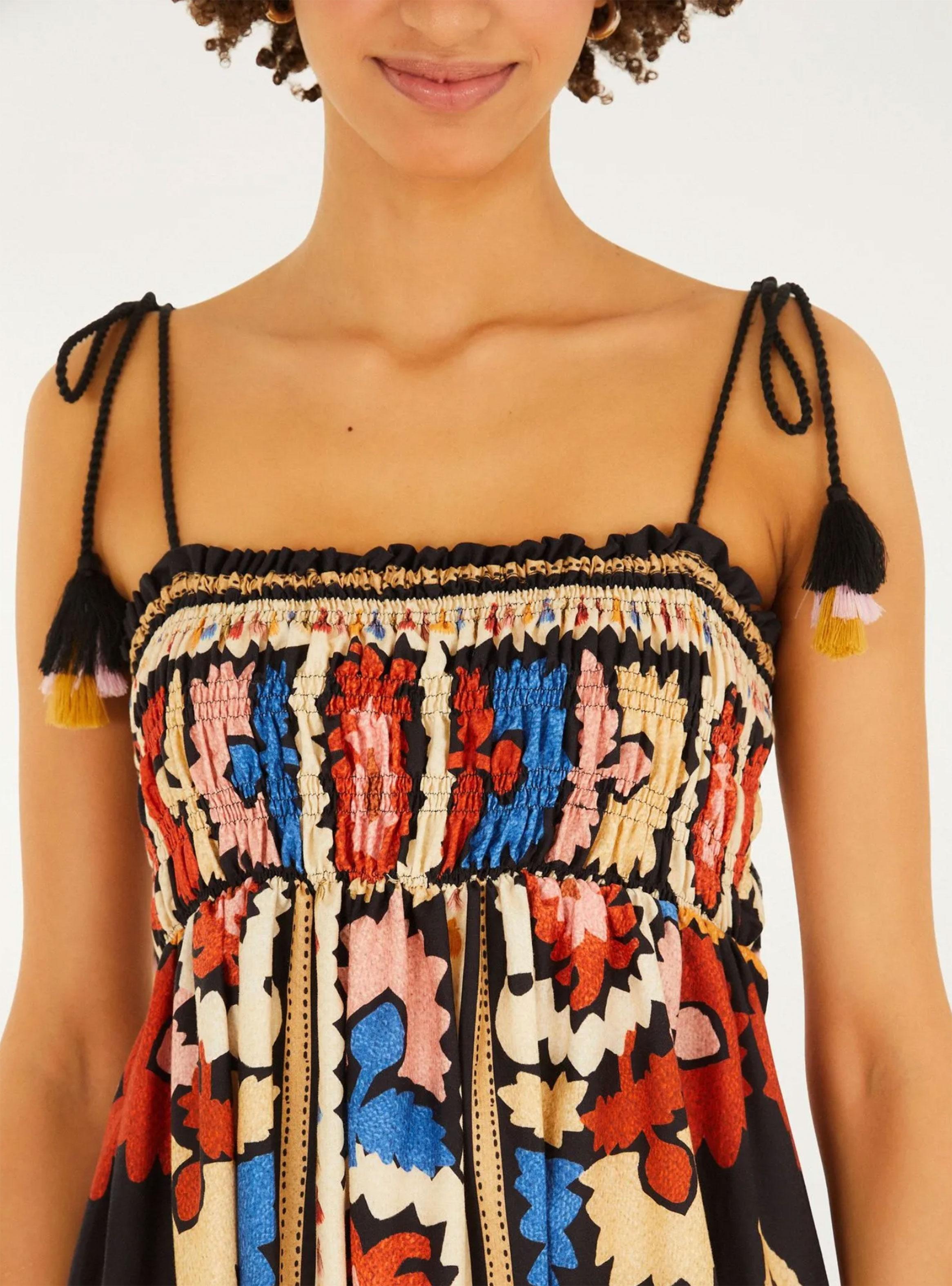 Vestido Midi con Panal y Detalle de Pompón-3