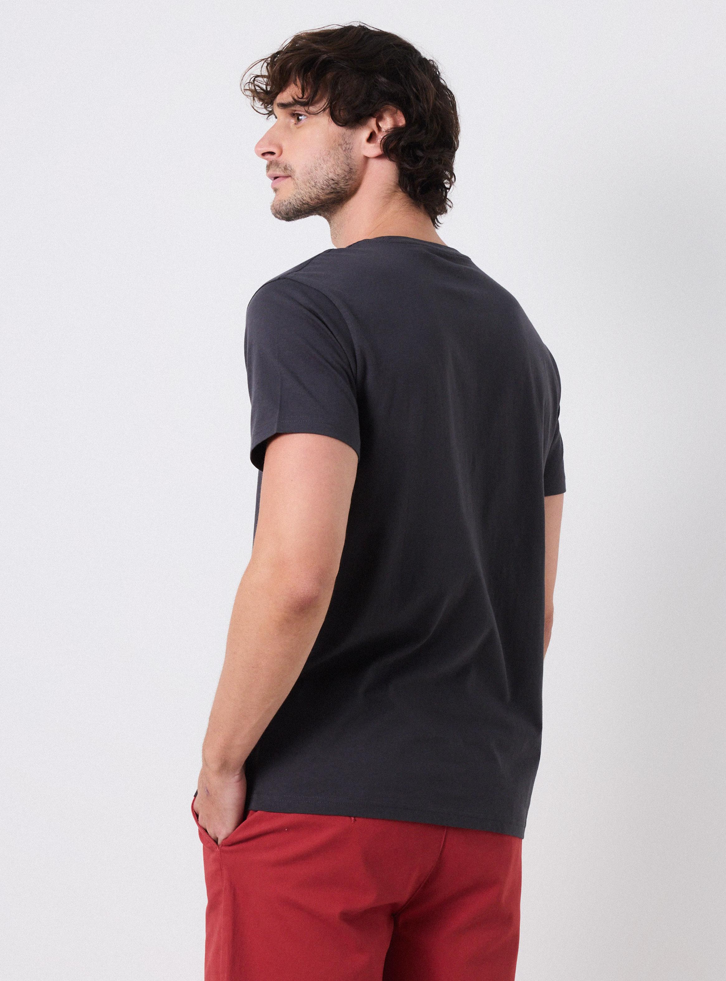 Polera Cuello Redondo Sólida Algodón-1
