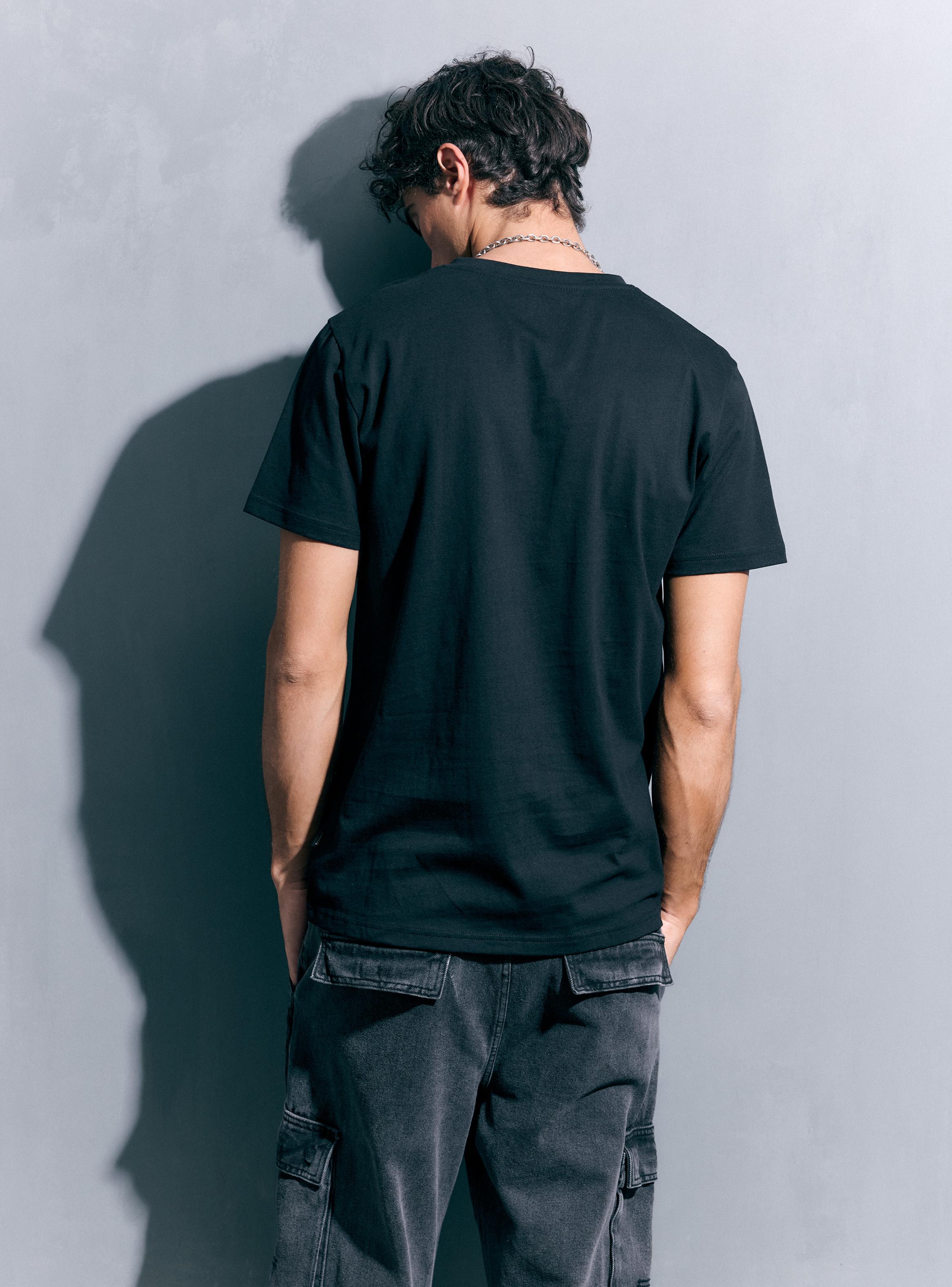 Polera Color Sólido Cuello V-1