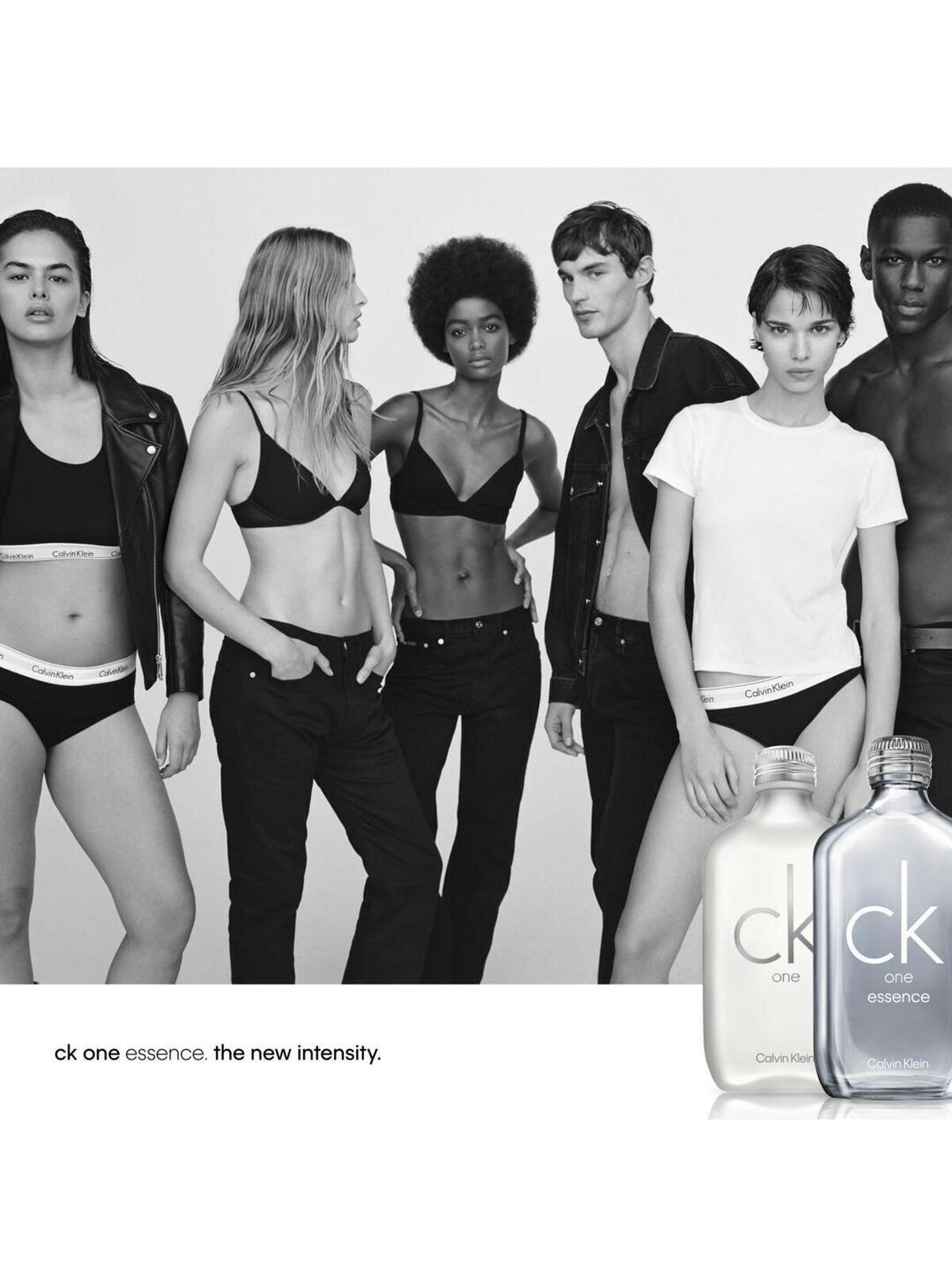 Set Perfume One EDT Unisex 200 ml + 15 ml + Body Lotion 200 ml + Shower Gel 100 ml-3