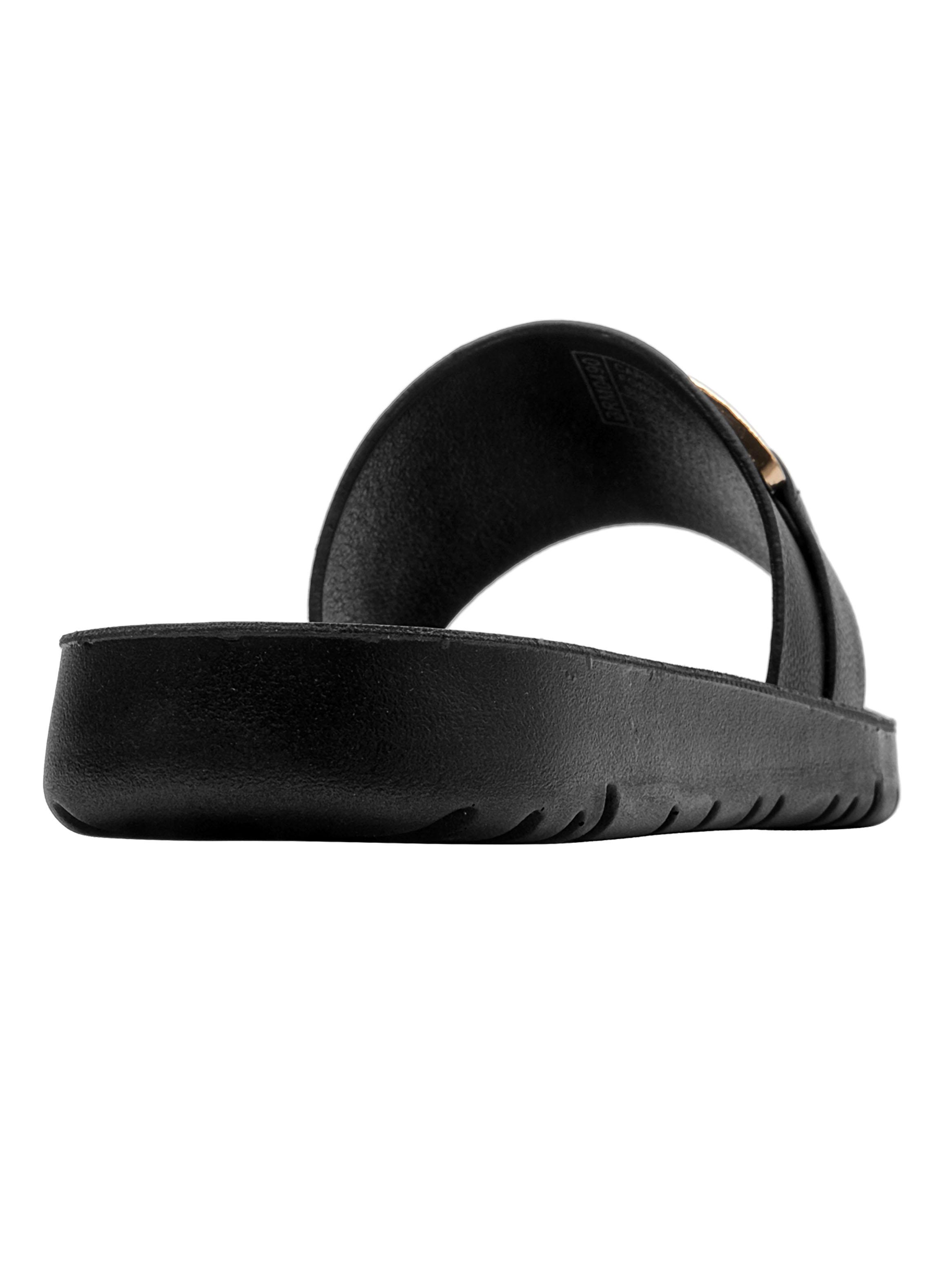 Sandalia Plana con Hebilla BRM0490-4