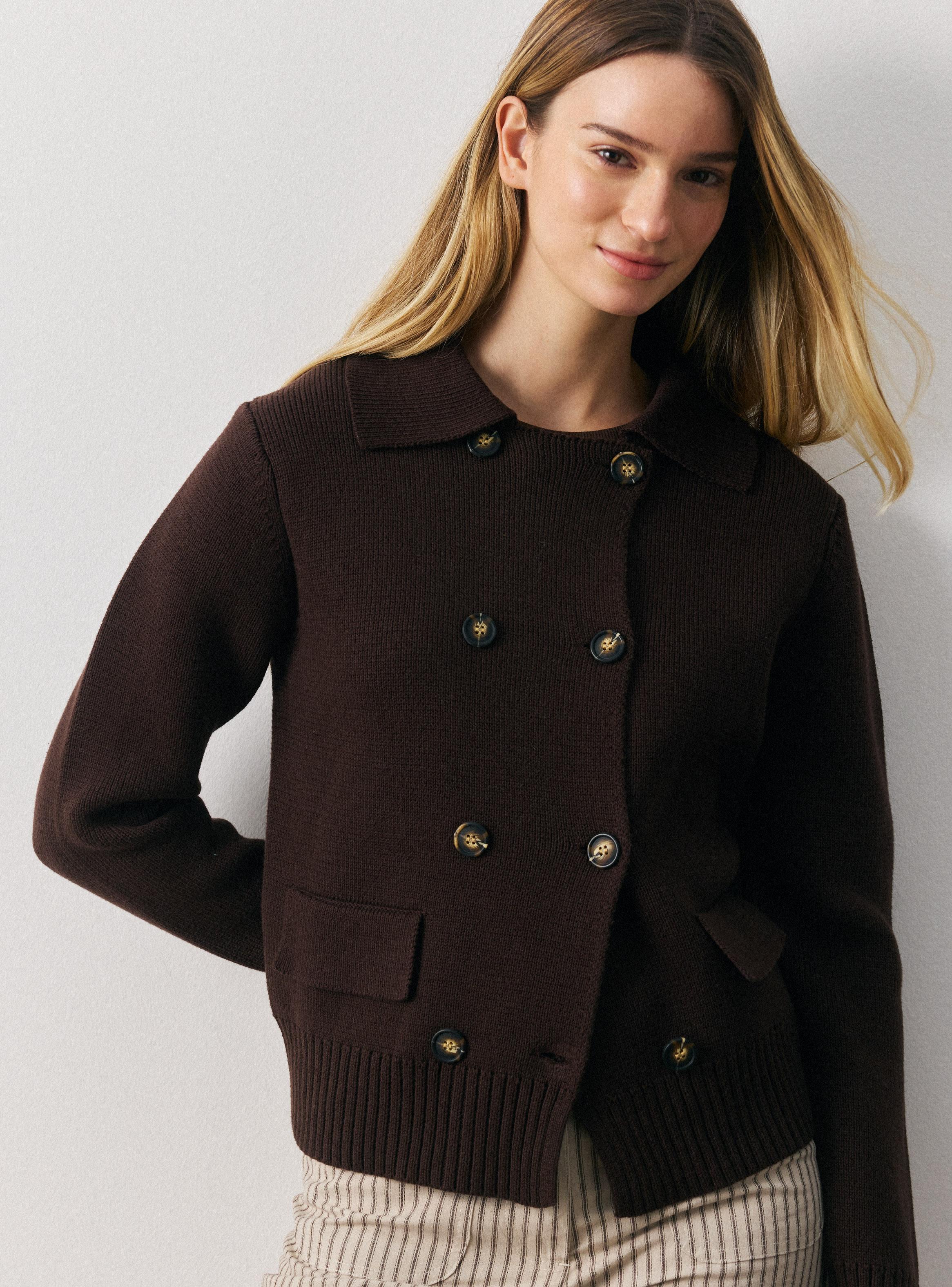 Cardigan con Doble Línea de Botones-2