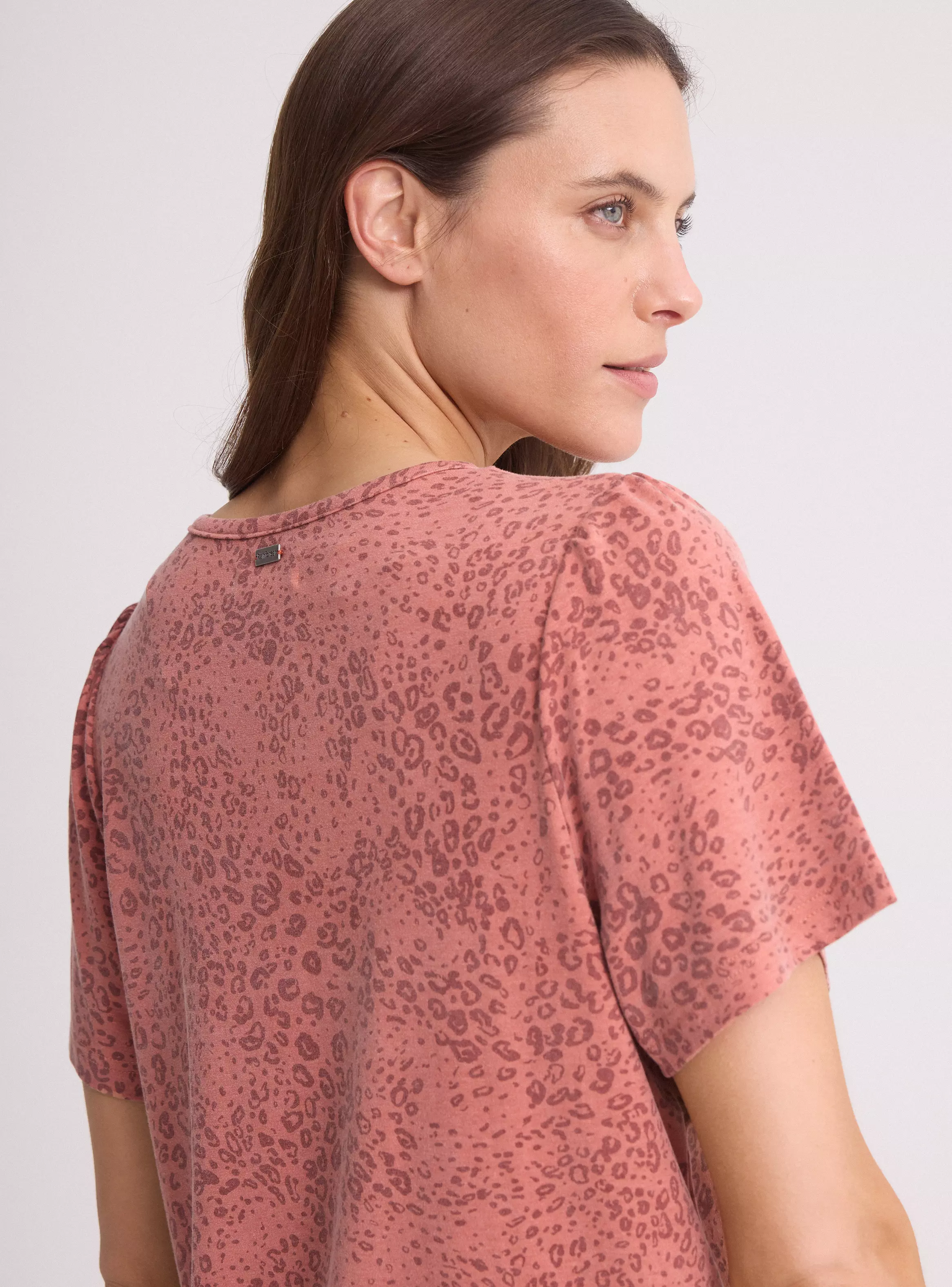 Polera Animal Print Manga Corta Cuello Redondo-3