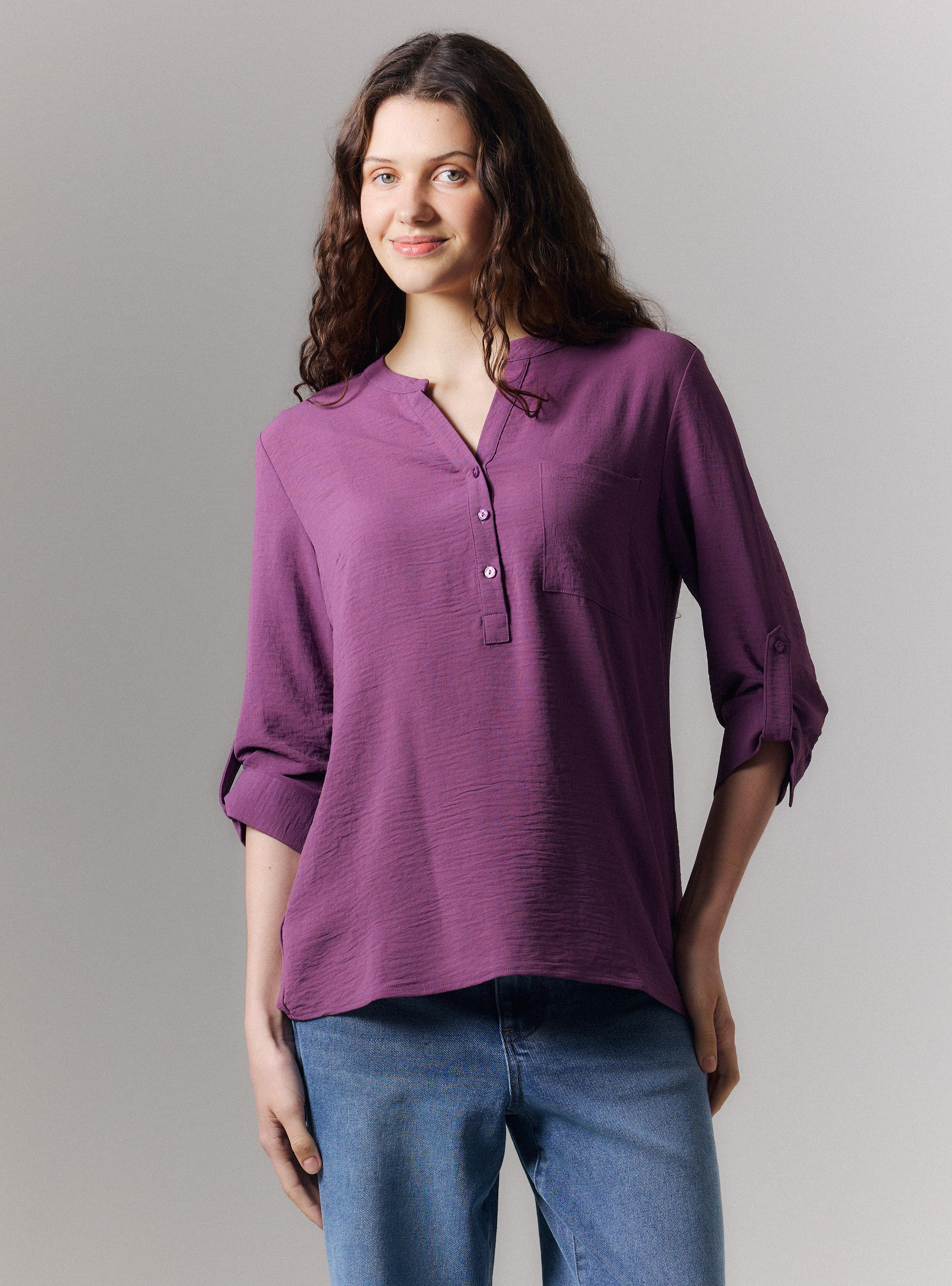 Blusa Cuello V Calce Regular con Botones Manga Roll Up-0