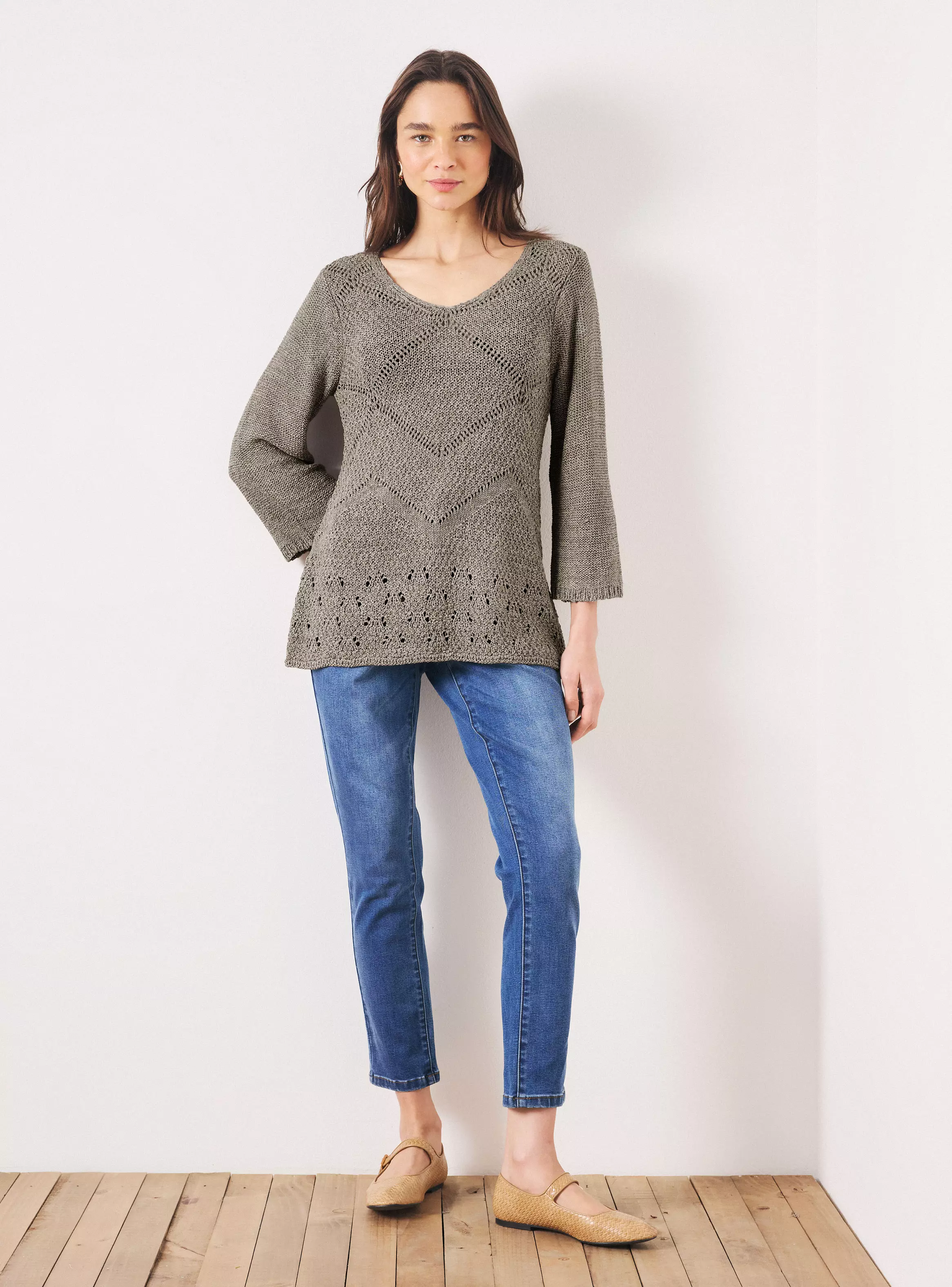 Sweater Tejido Diseño Calado con Cuello en V-4