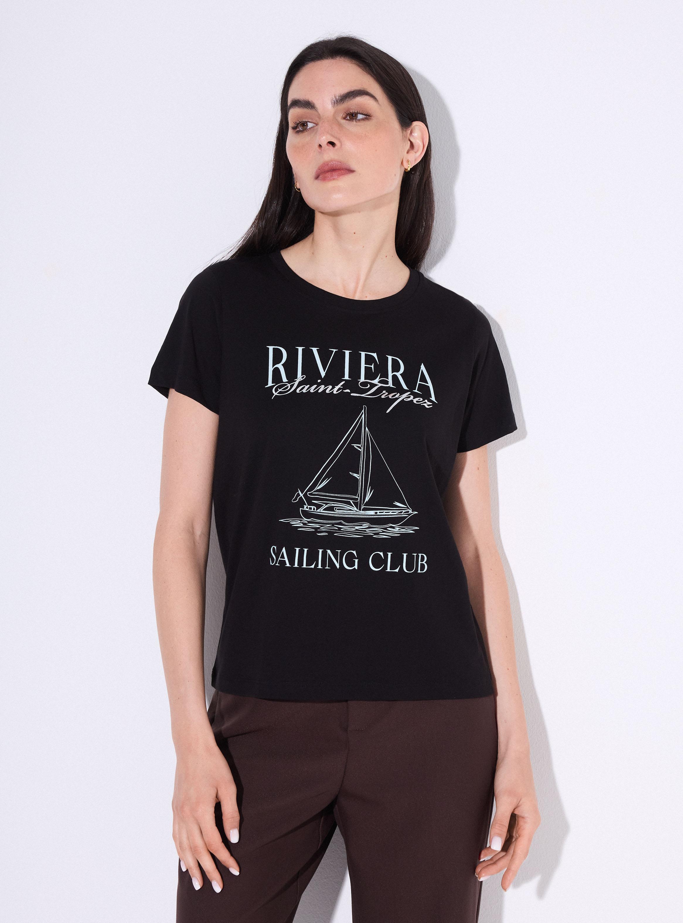 Polera Manga Corta Cuello Redondo y Estampado Focalizado-0