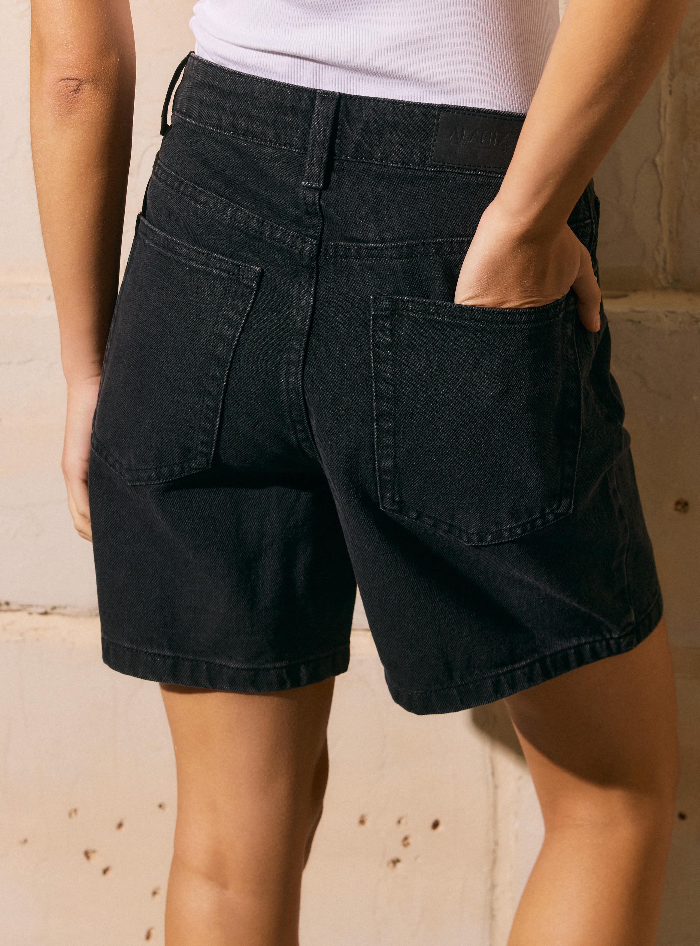 Short Denim Mom Tiro Medio-3