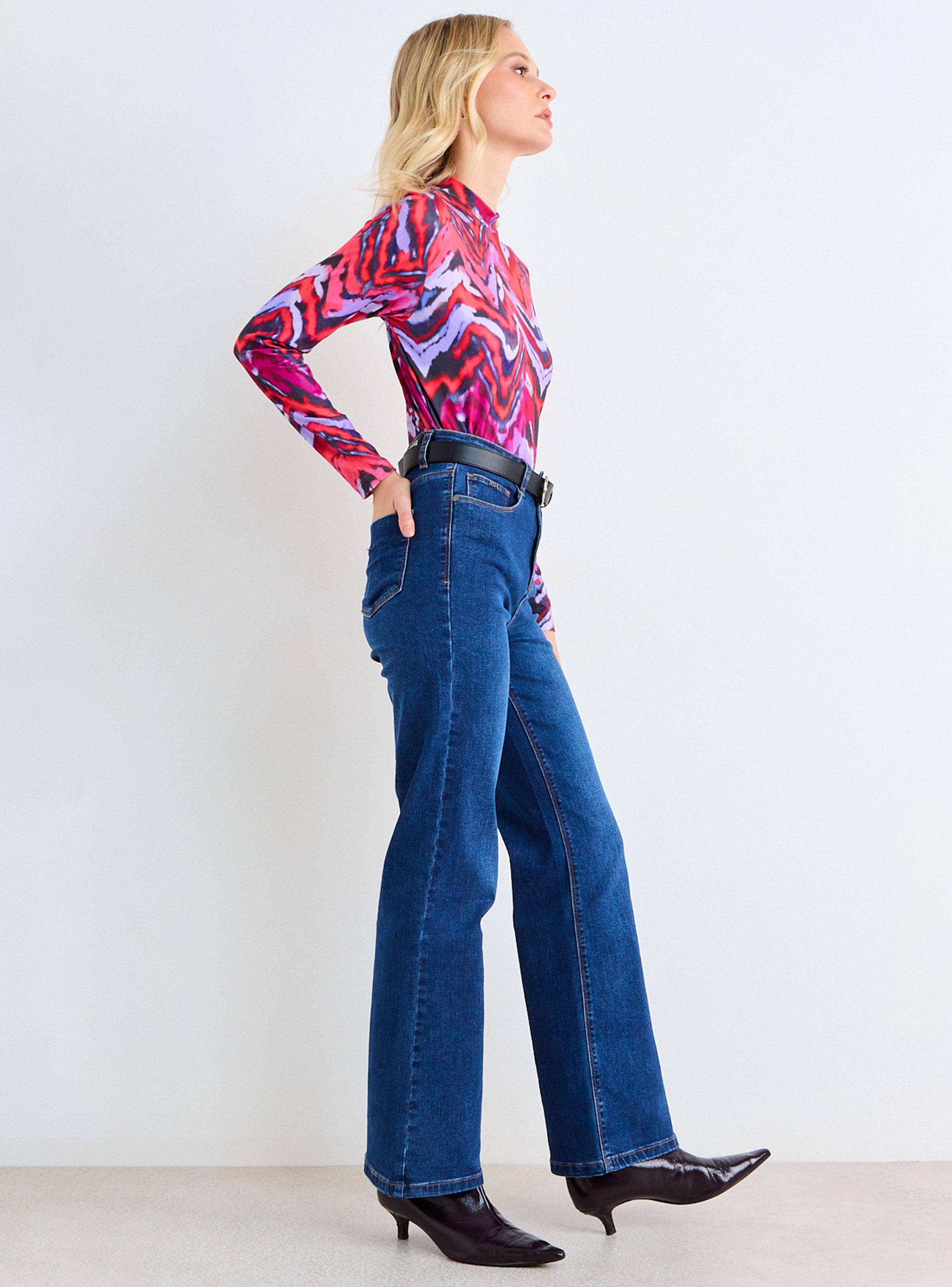 Polera Fantasía Full Color de Cuello Alto-3