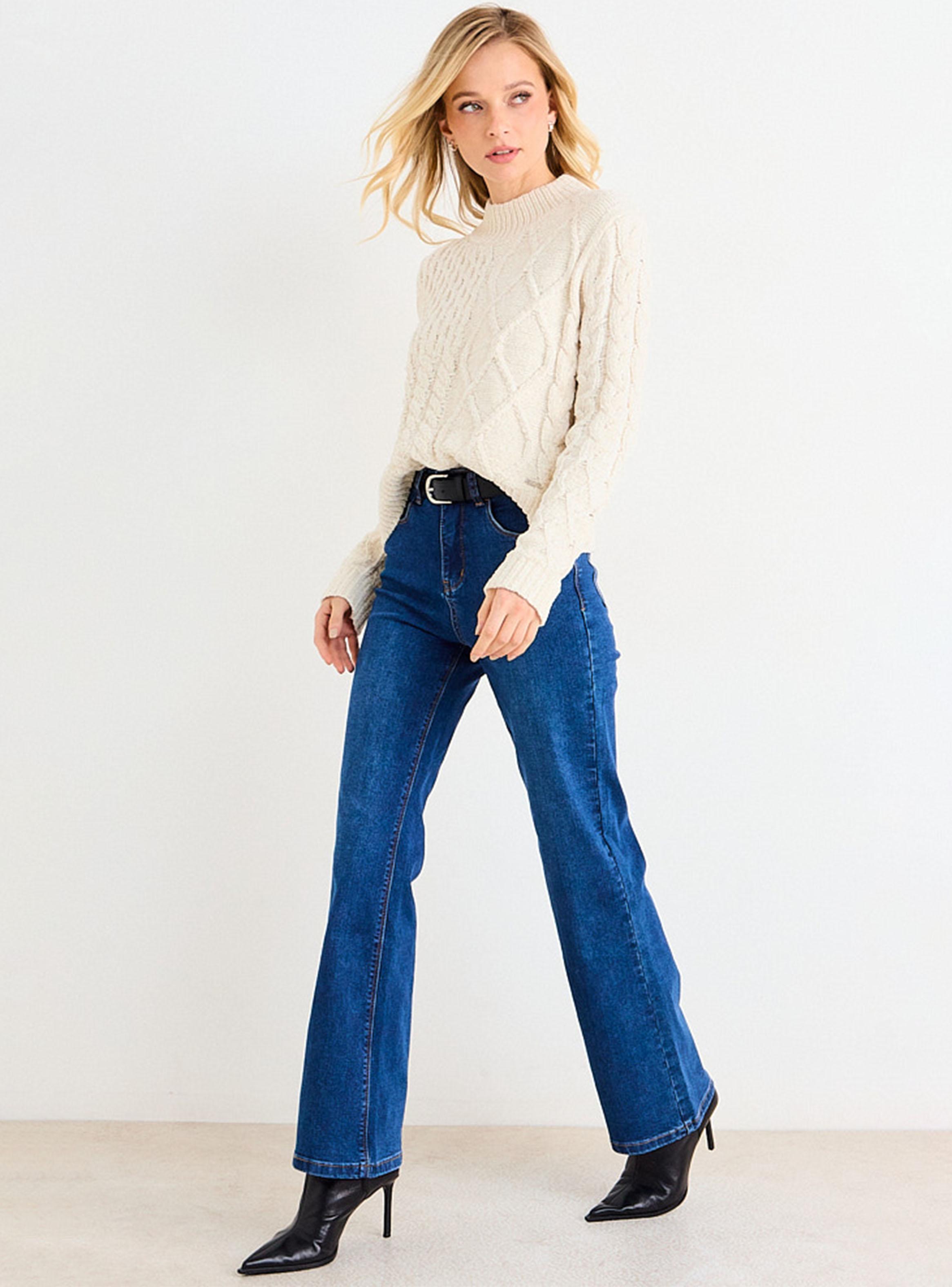 Sweater con Diseño Trenzado Chenille-4