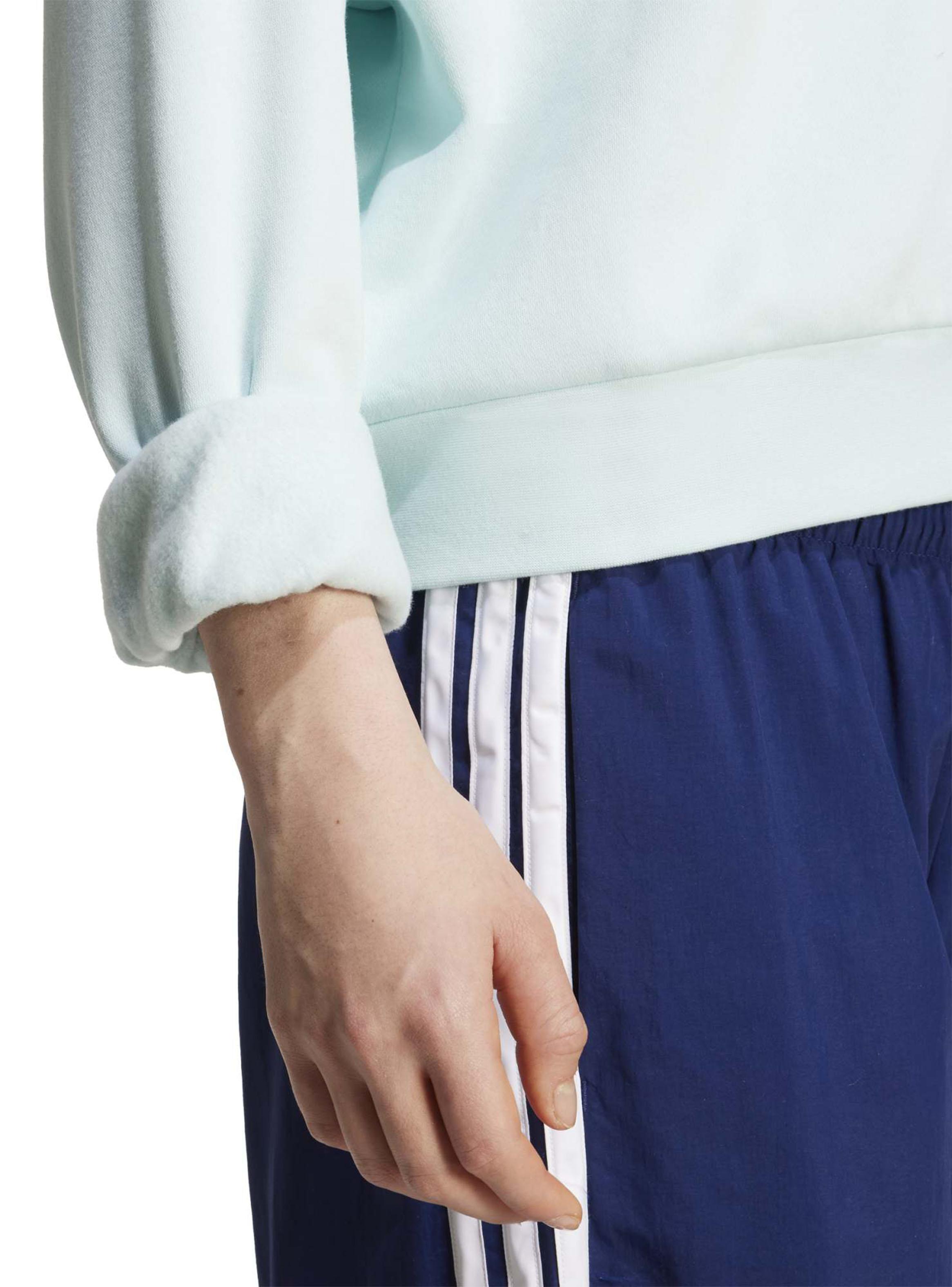 Polerón Logo Pequeño Essentials Feelcozy-4