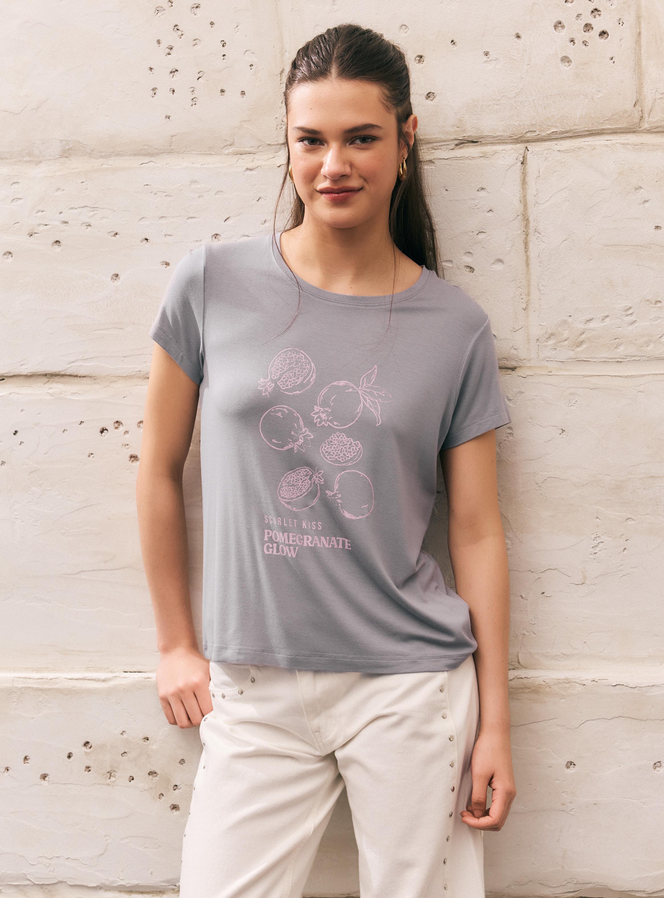 Polera Texto con Brillos Manga Corta-0