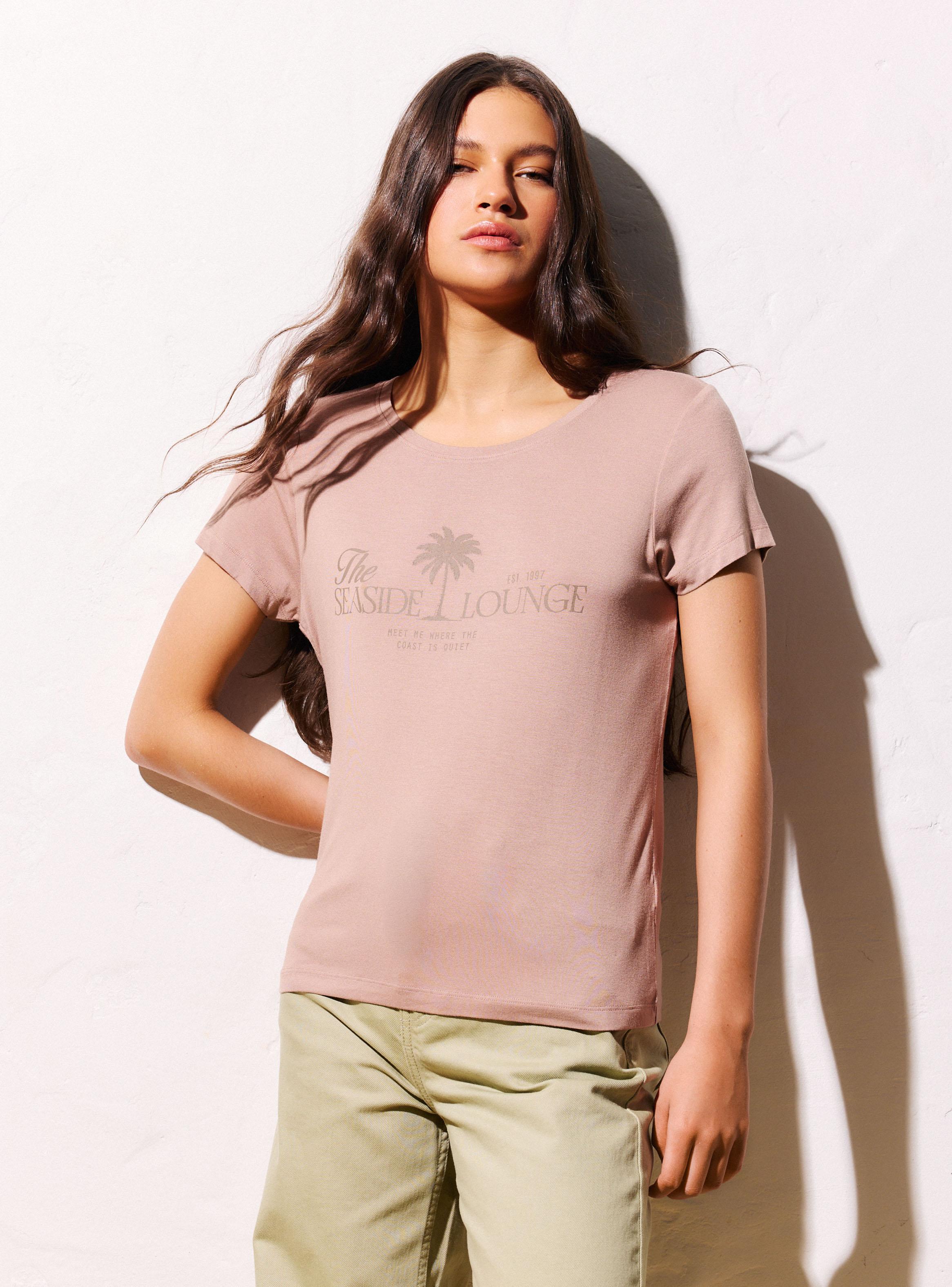 Polera Texto con Brillos Manga Corta-0